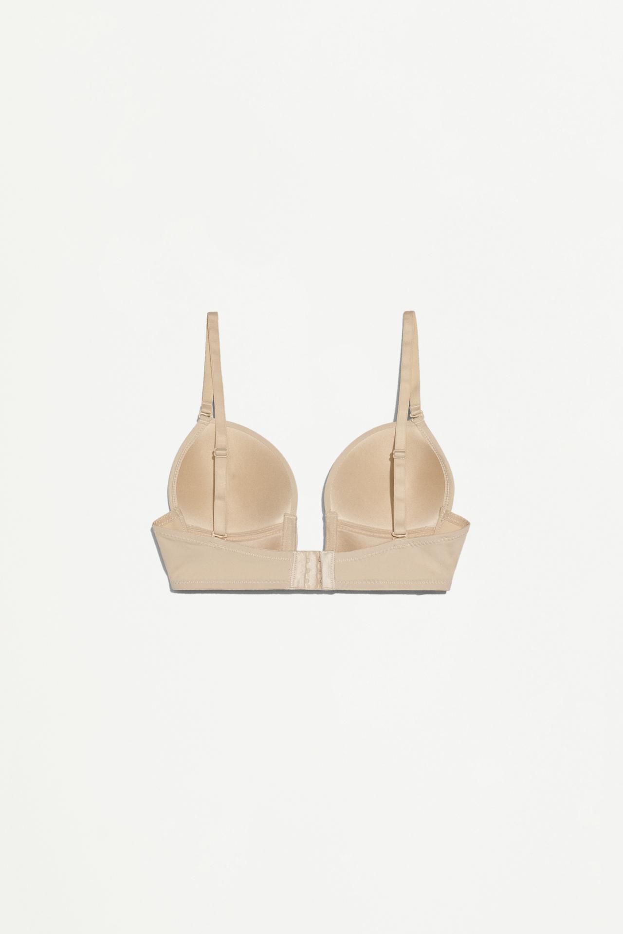 Extra plunging pre-shaped bra — ECRU