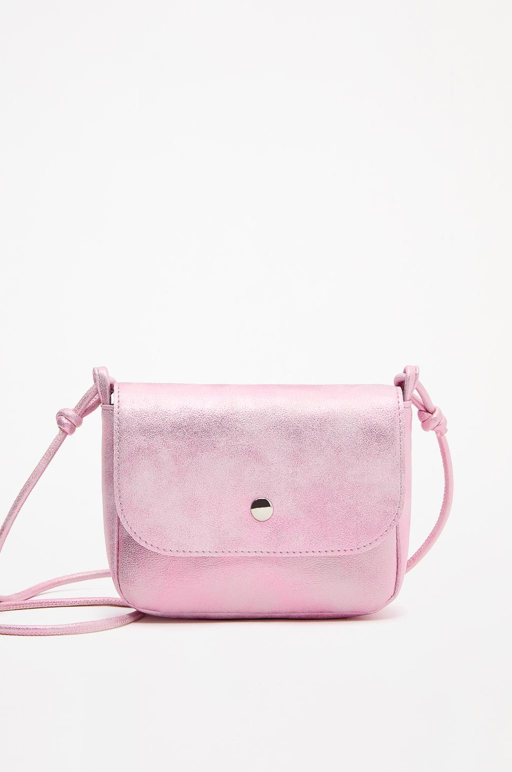 Crossbody bag with flap