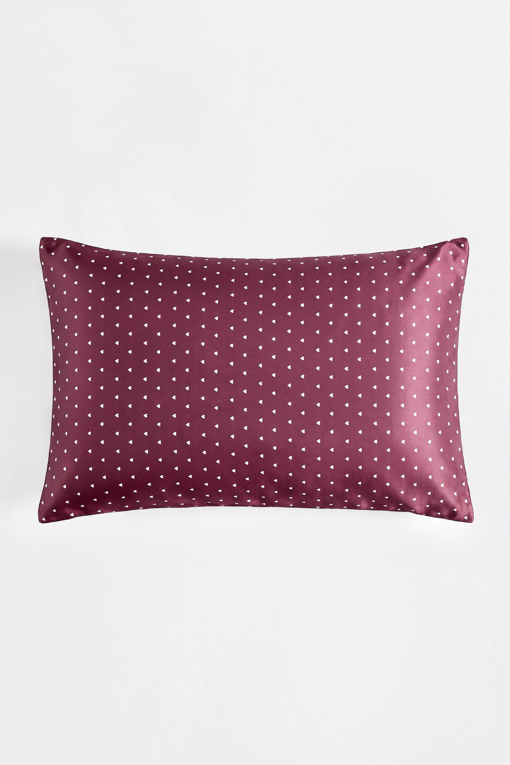 Funda de almohada estampado corazones