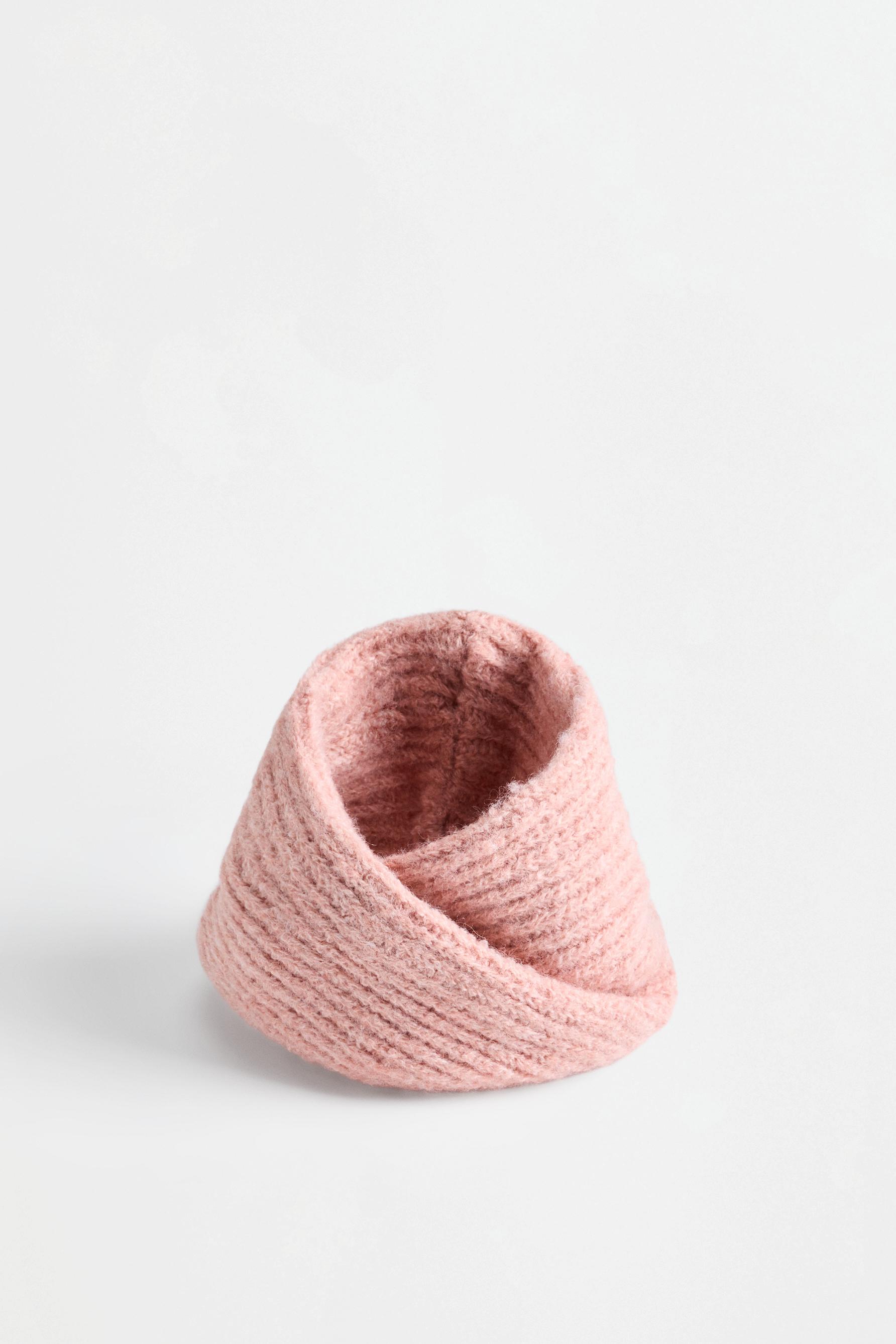 Ribbed knit snood — PINK