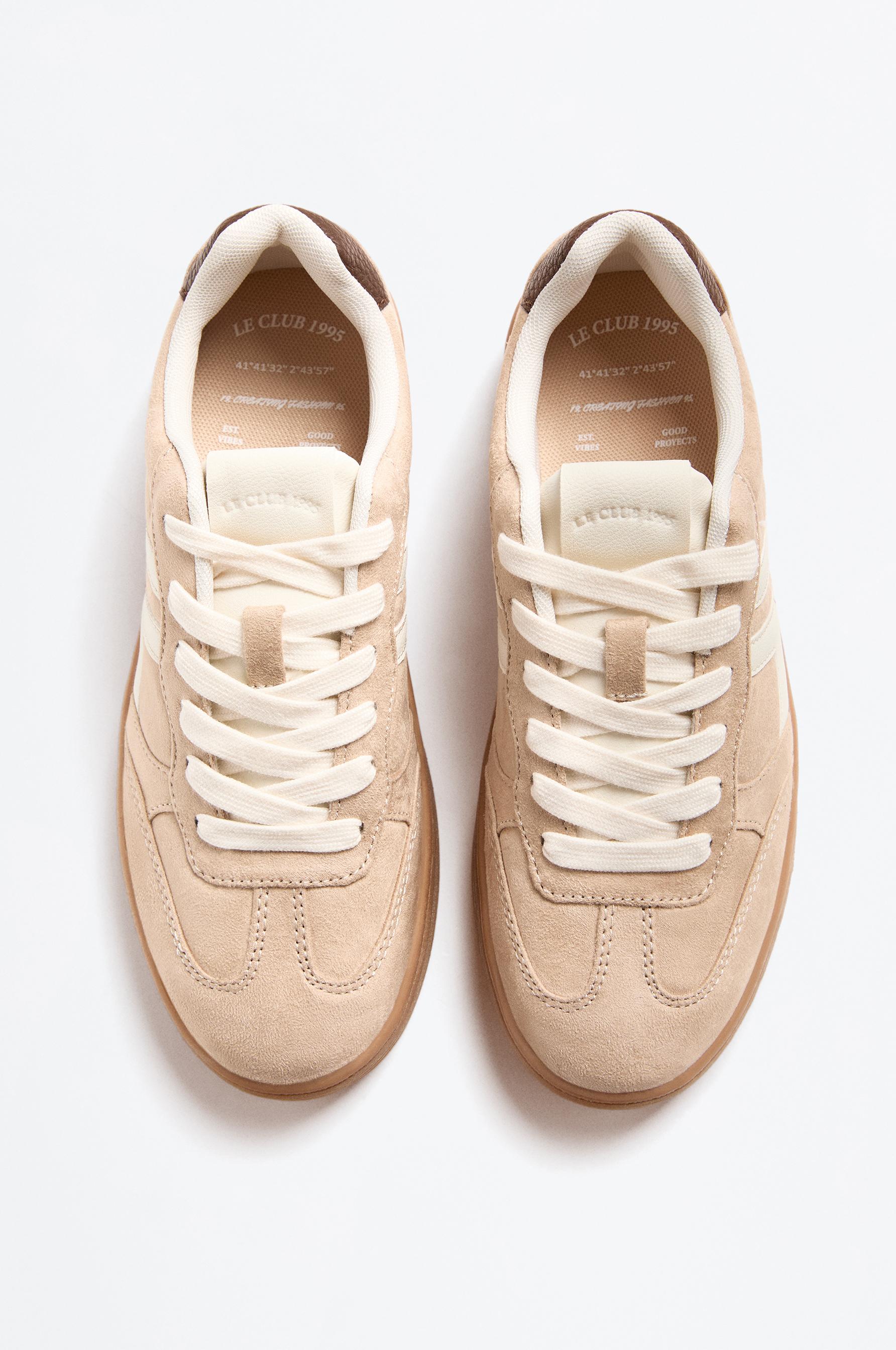 Retro sneaker with detail — BROWN