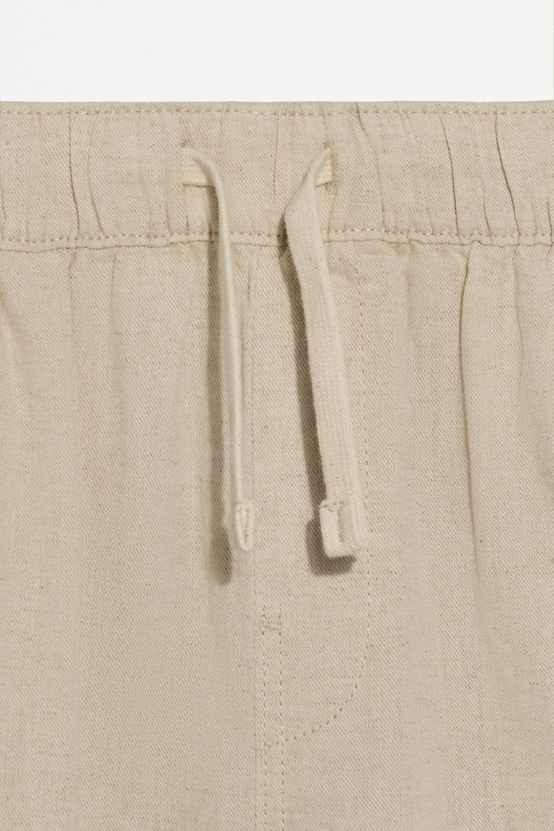 Rustic cargo Bermuda shorts — SAND