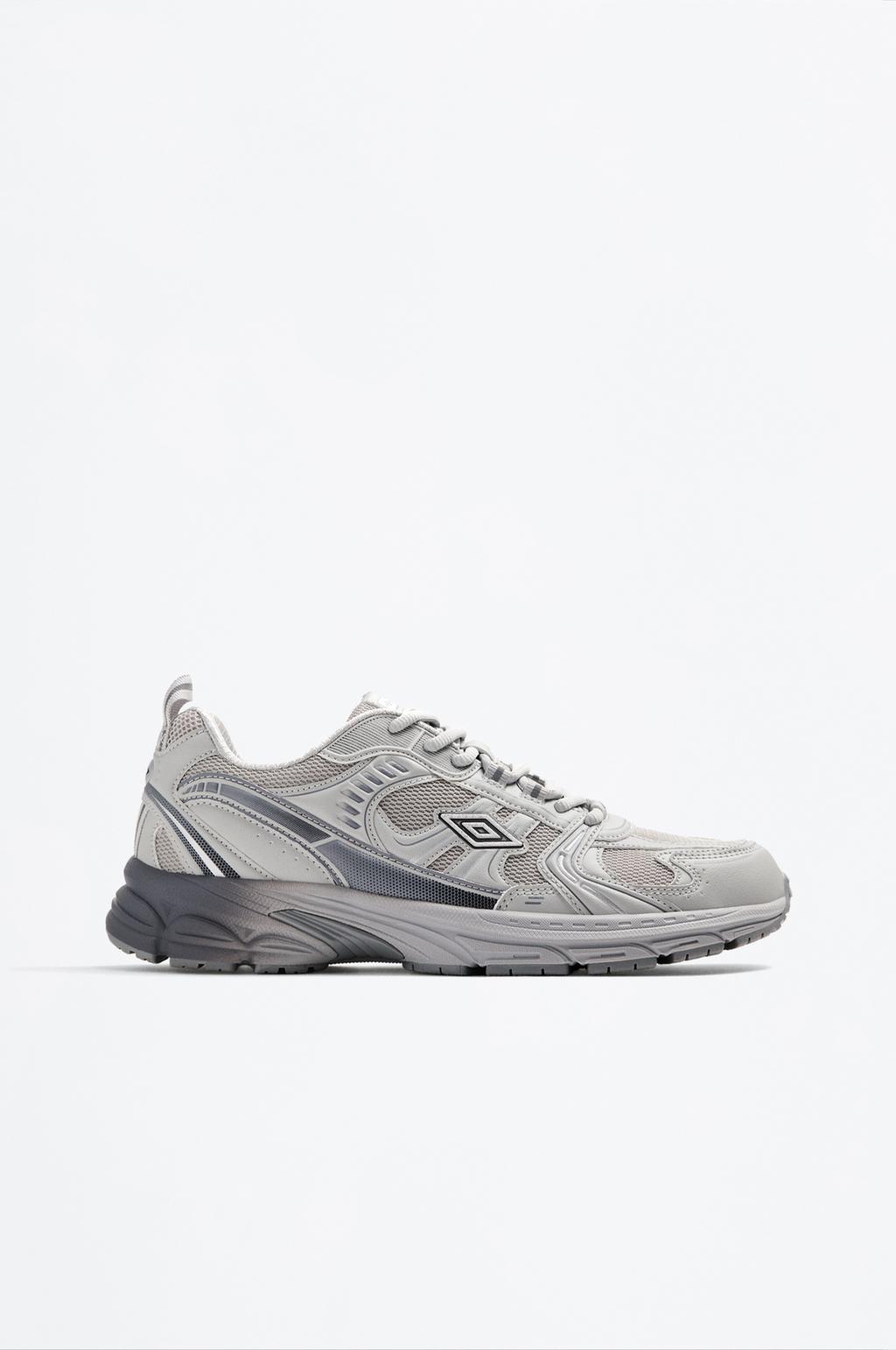 Umbro gradient multi-piece trainers