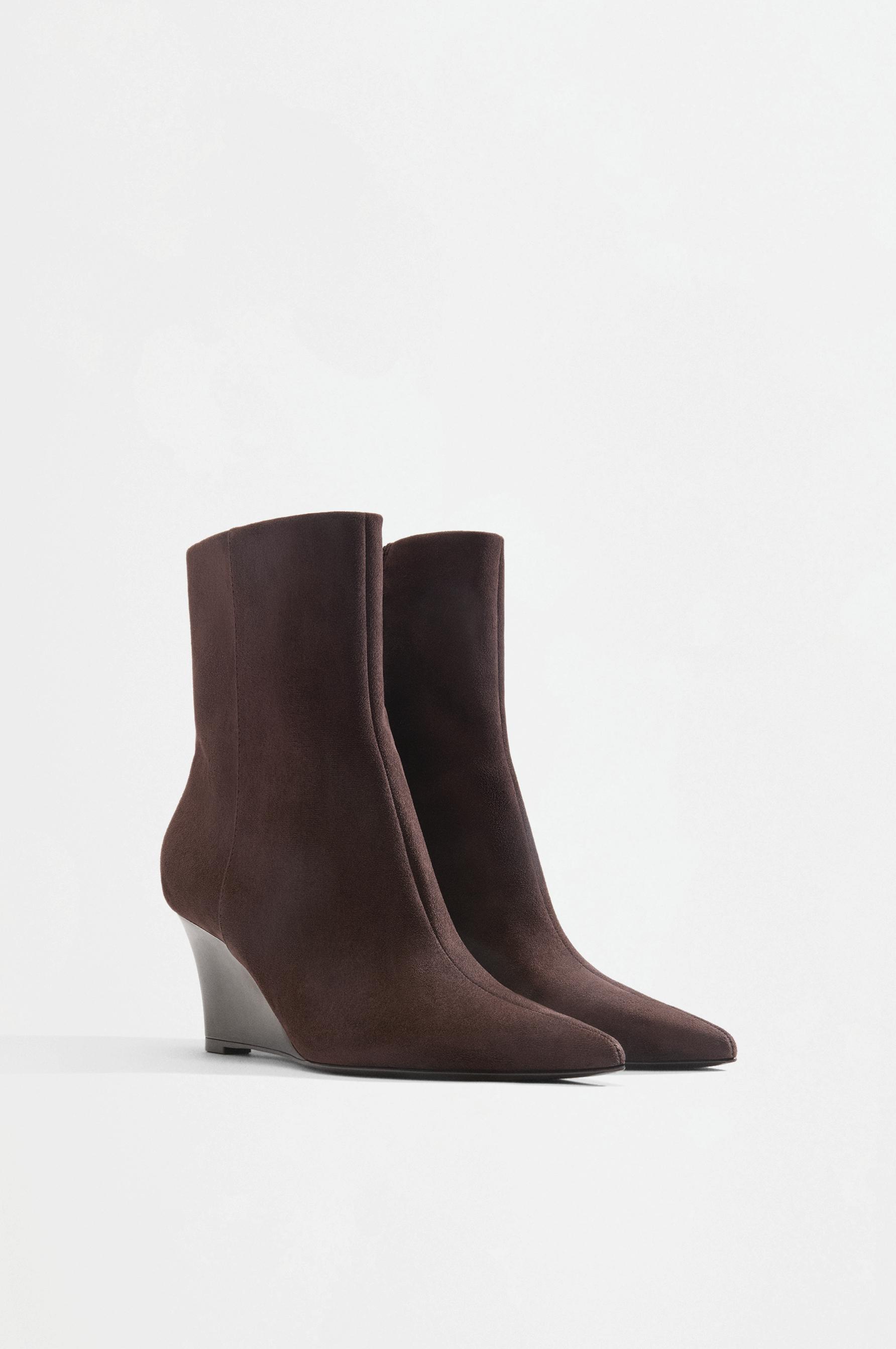 Wedge ankle boots — BROWN