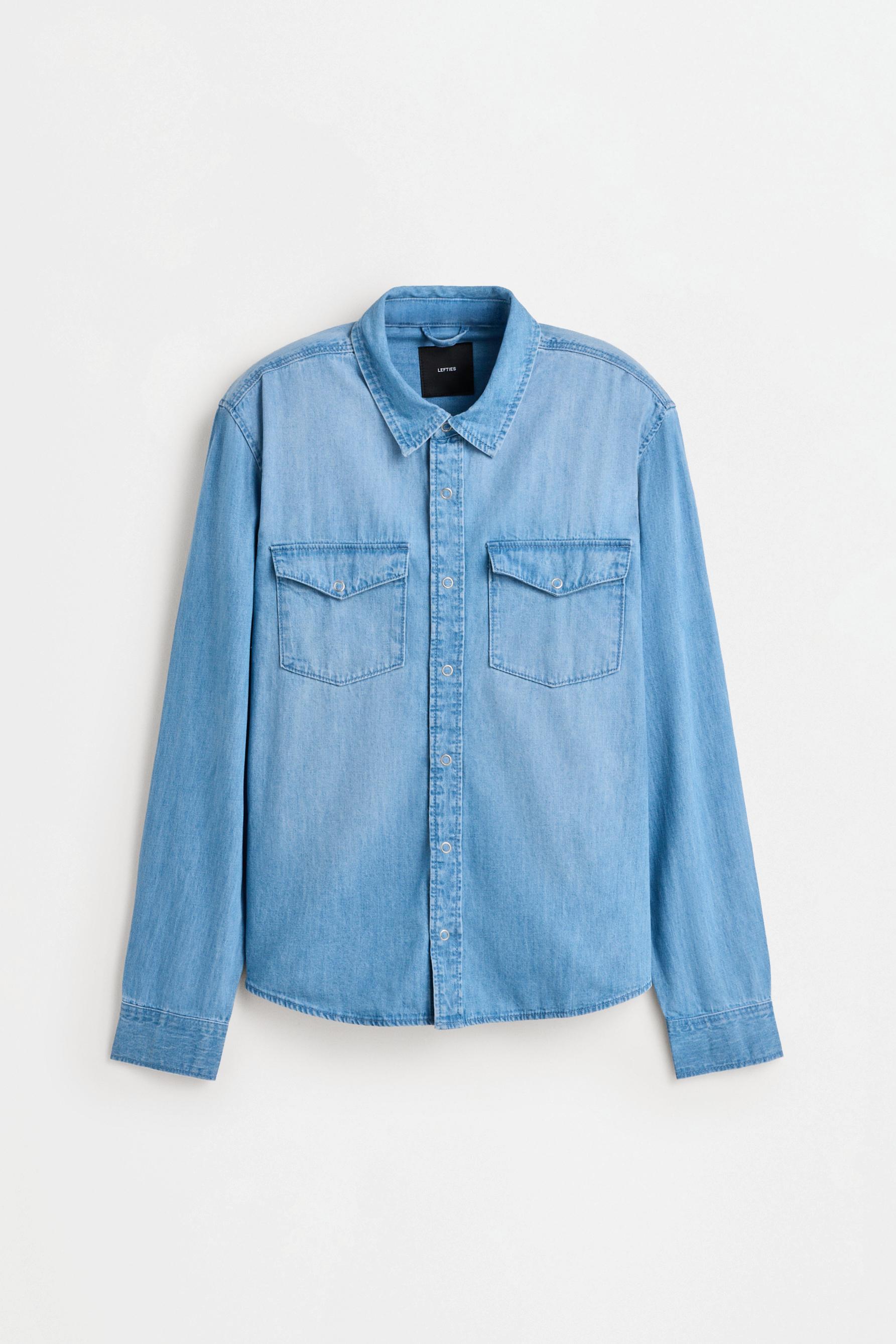 Camisa denim bolsillos