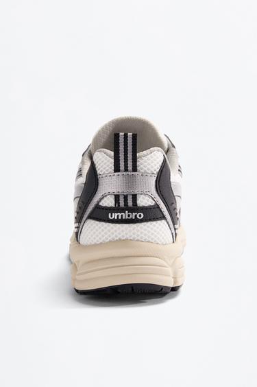 Umbro multi-piece gradient sports shoe — SILVER 4
