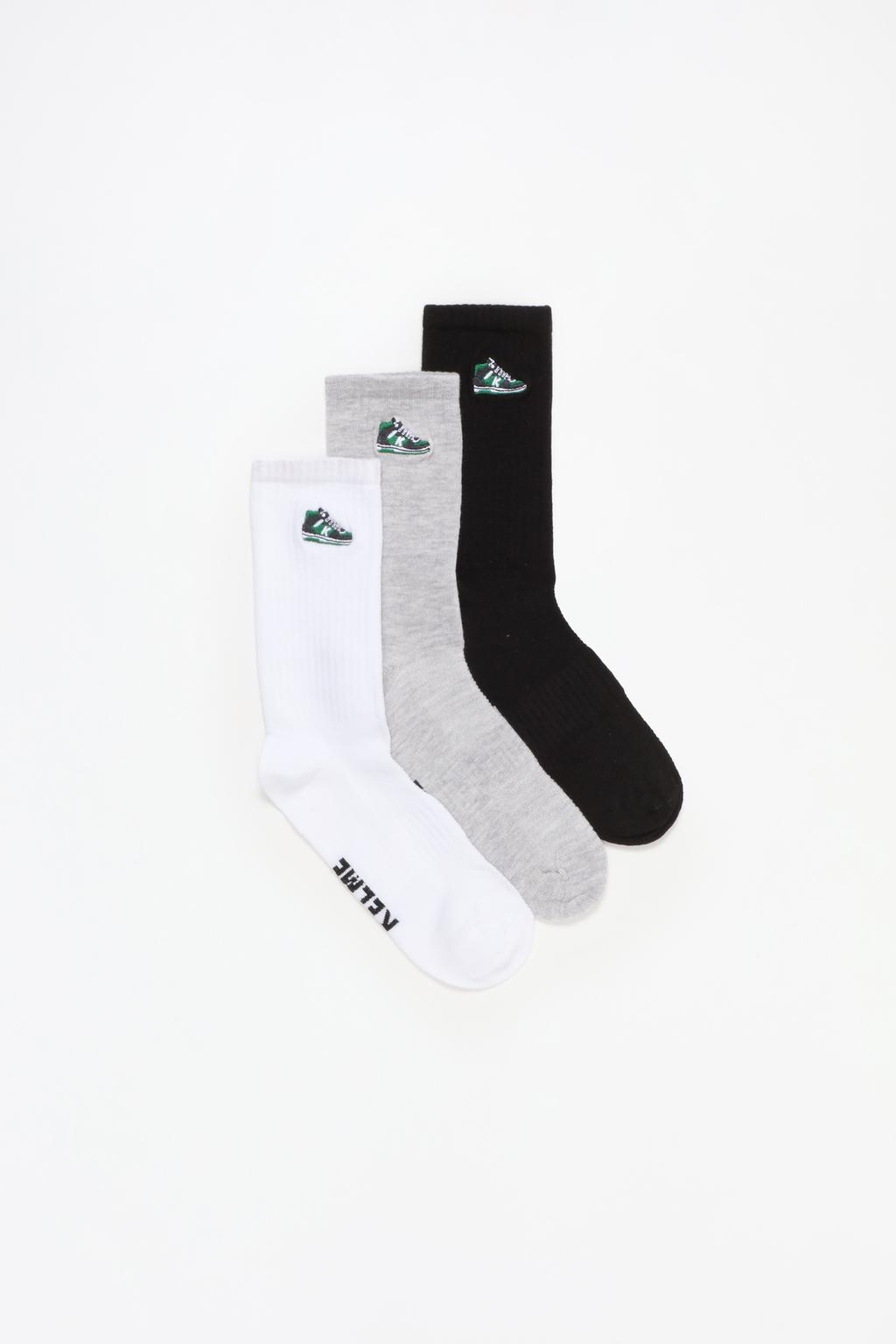 3-pack of Kelme JV8 x Lefties socks with embroidery