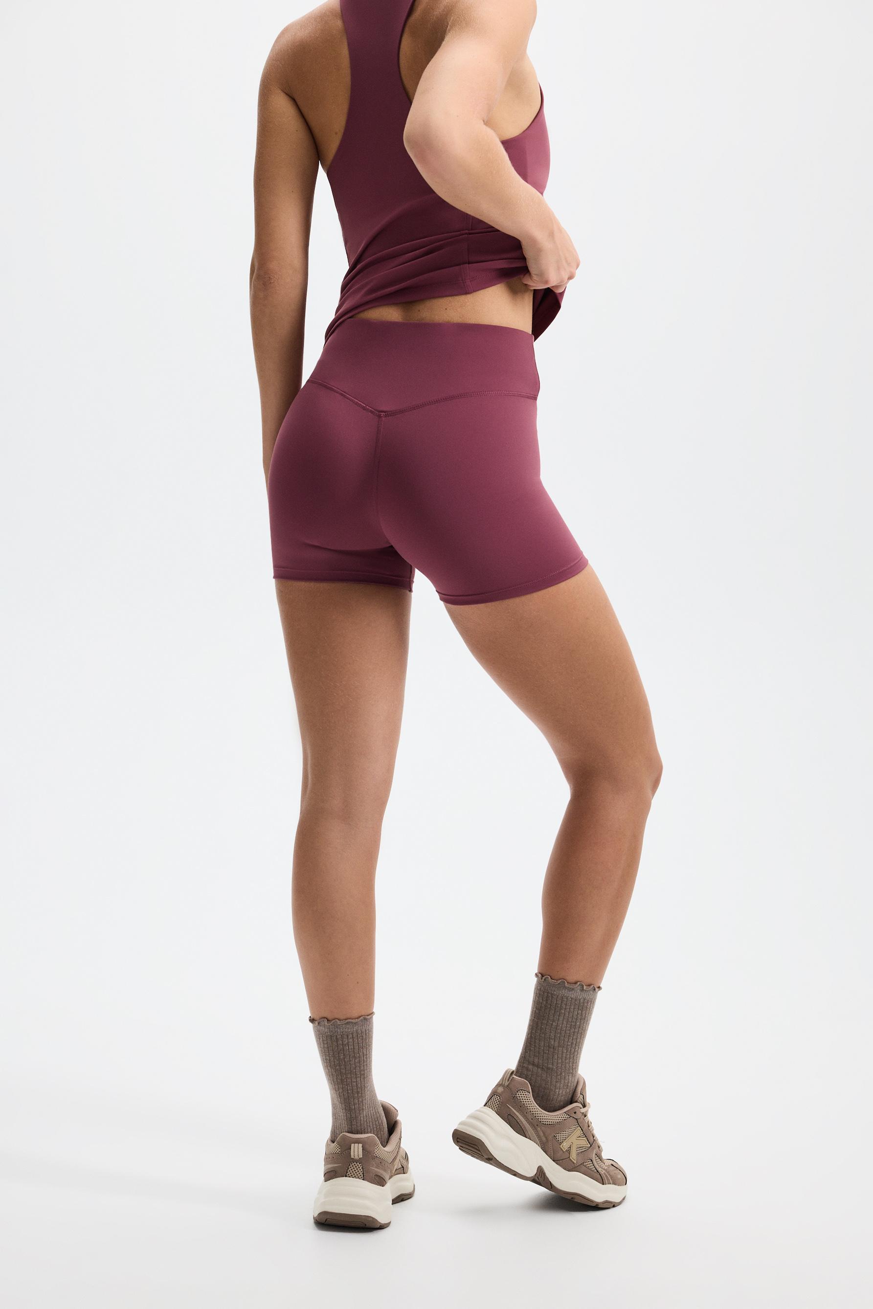 Basic sports hot pants — DARK PINK