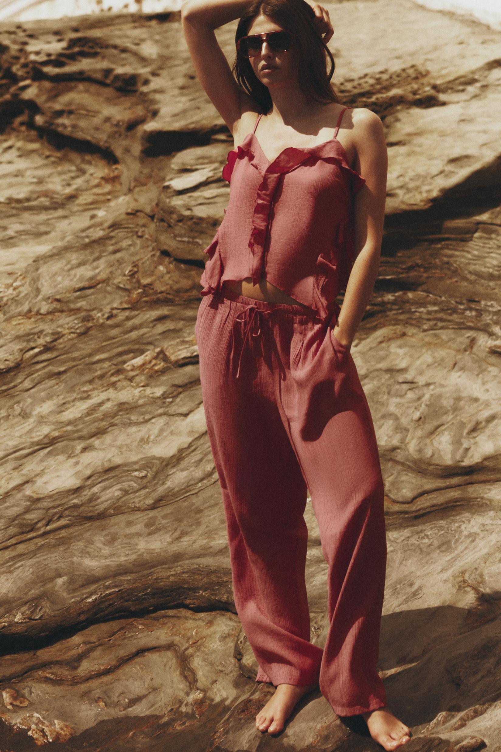 Textured jogging trousers — PALE MAROON