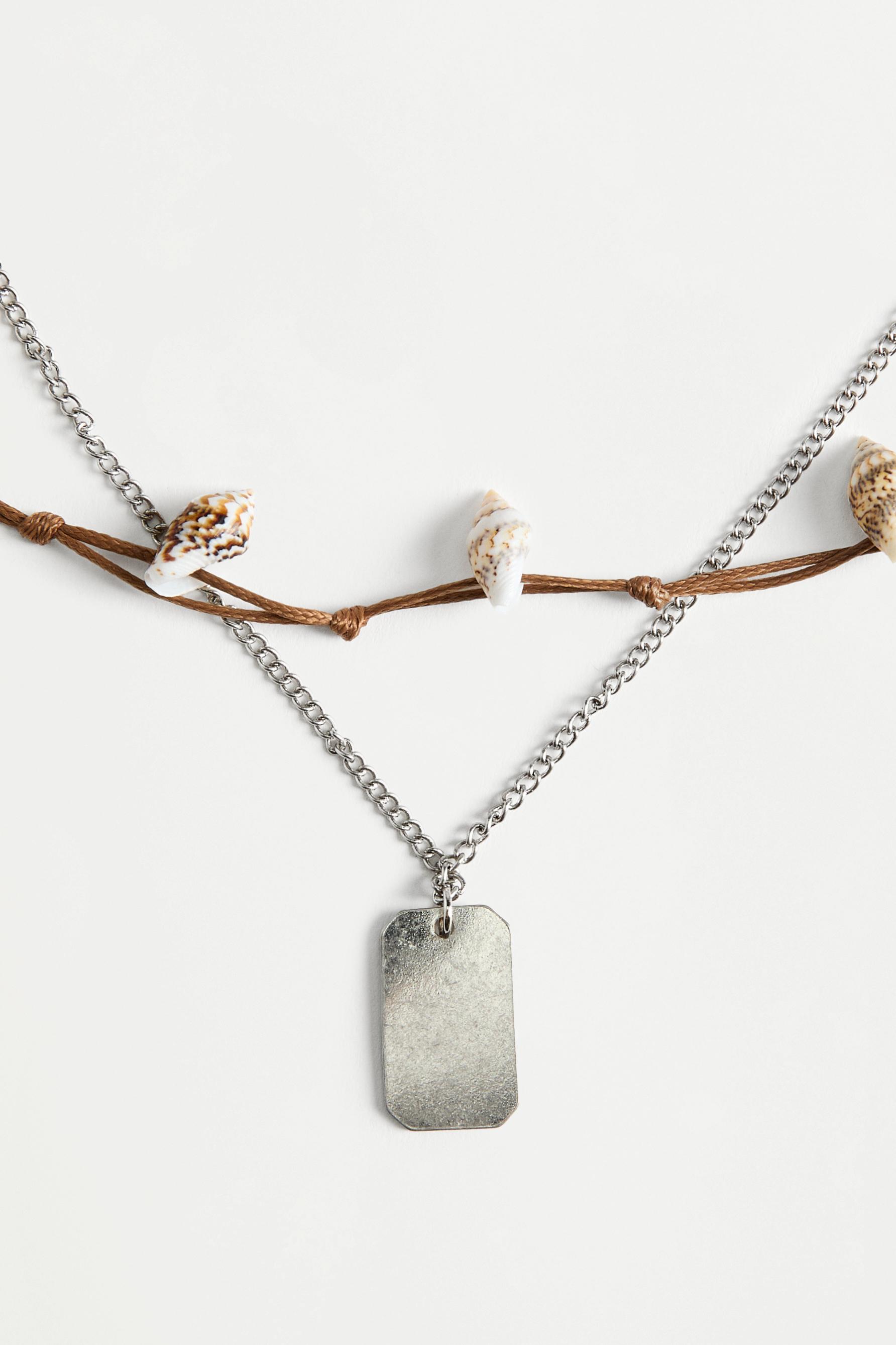Double-strand seashell pendant necklace — BLACK