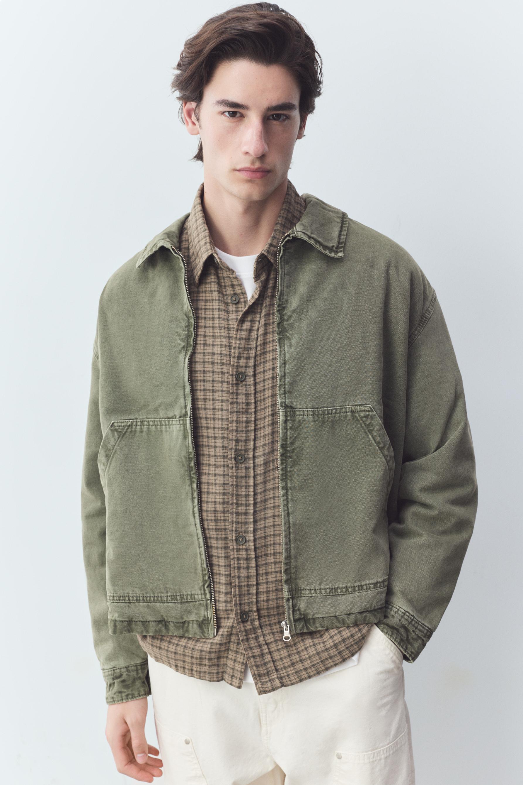 Cazadora denim corta