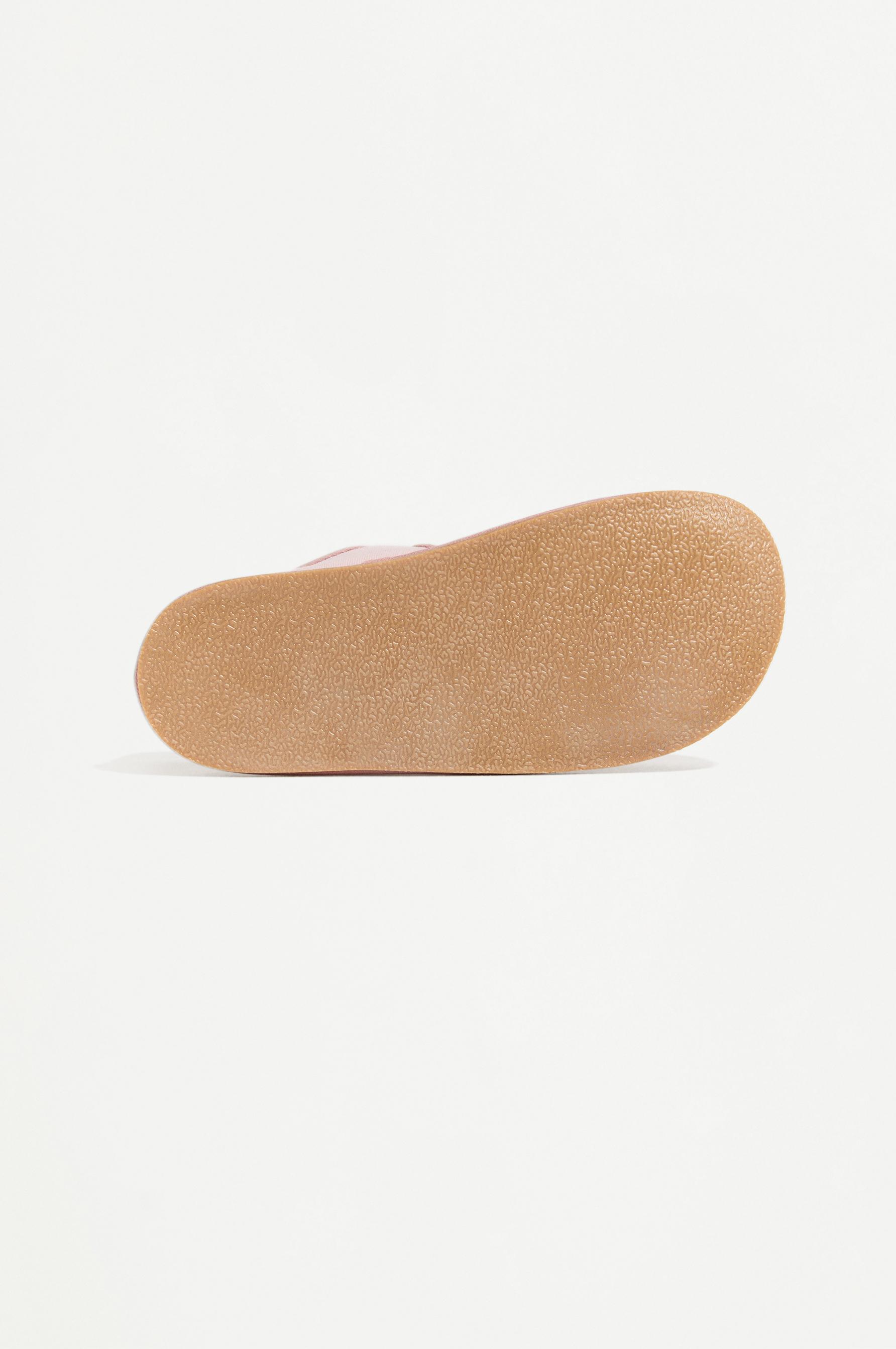 BAREFOOT MARY JANE FLATS — PINK