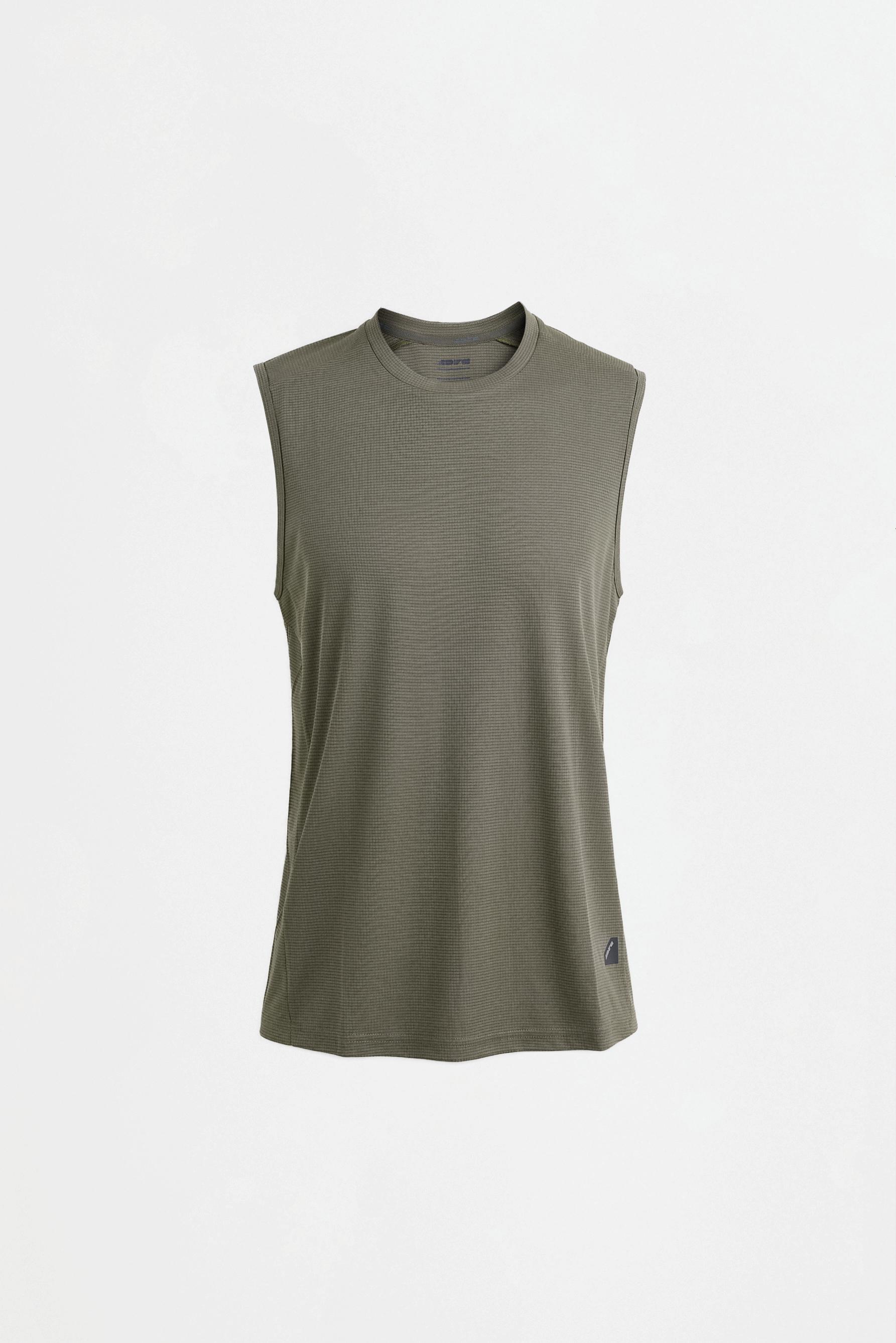 Sleeveless sports T-shirt — DARK GREEN