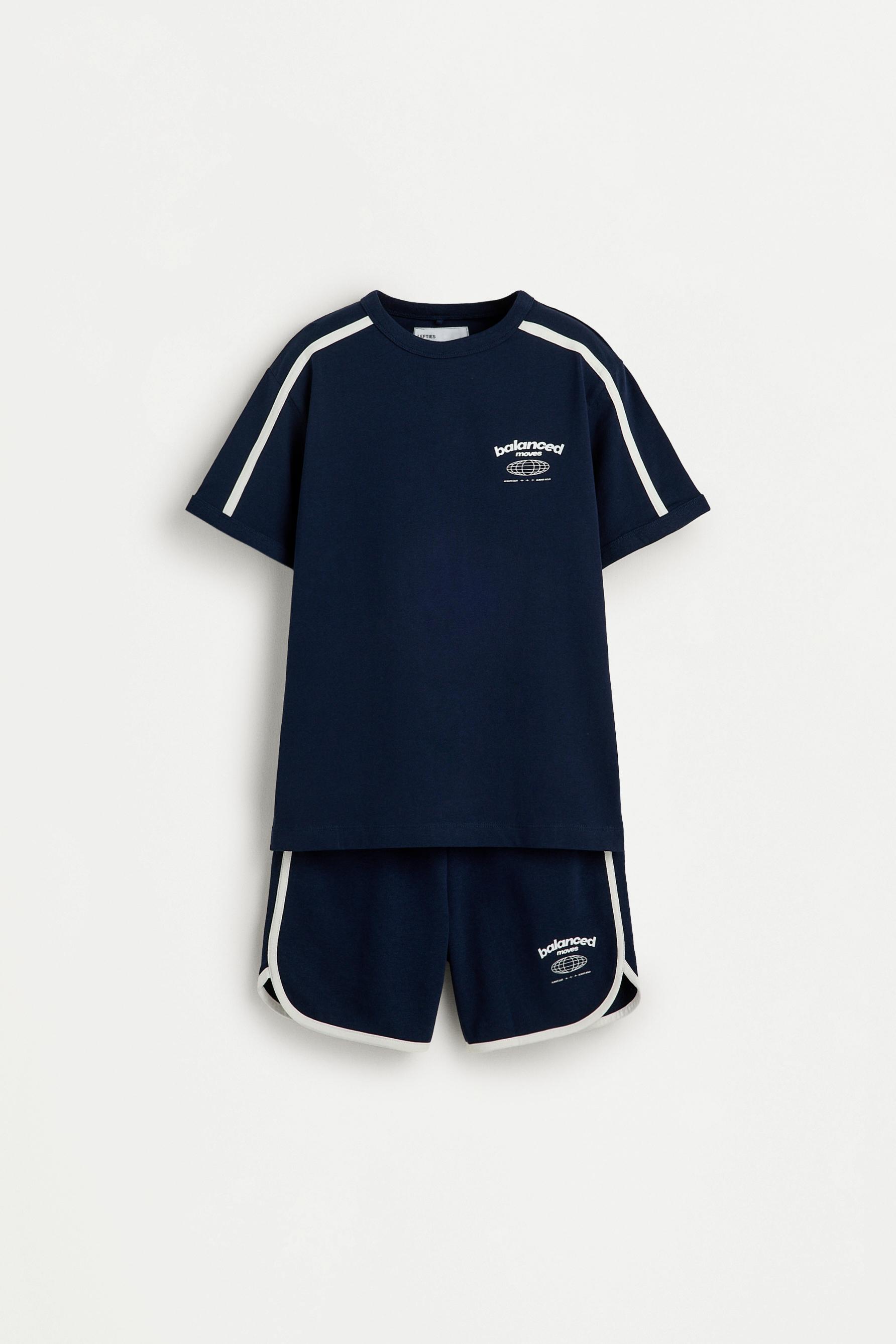 Contrast trim T-shirt and Bermuda shorts co-ord — NAVY