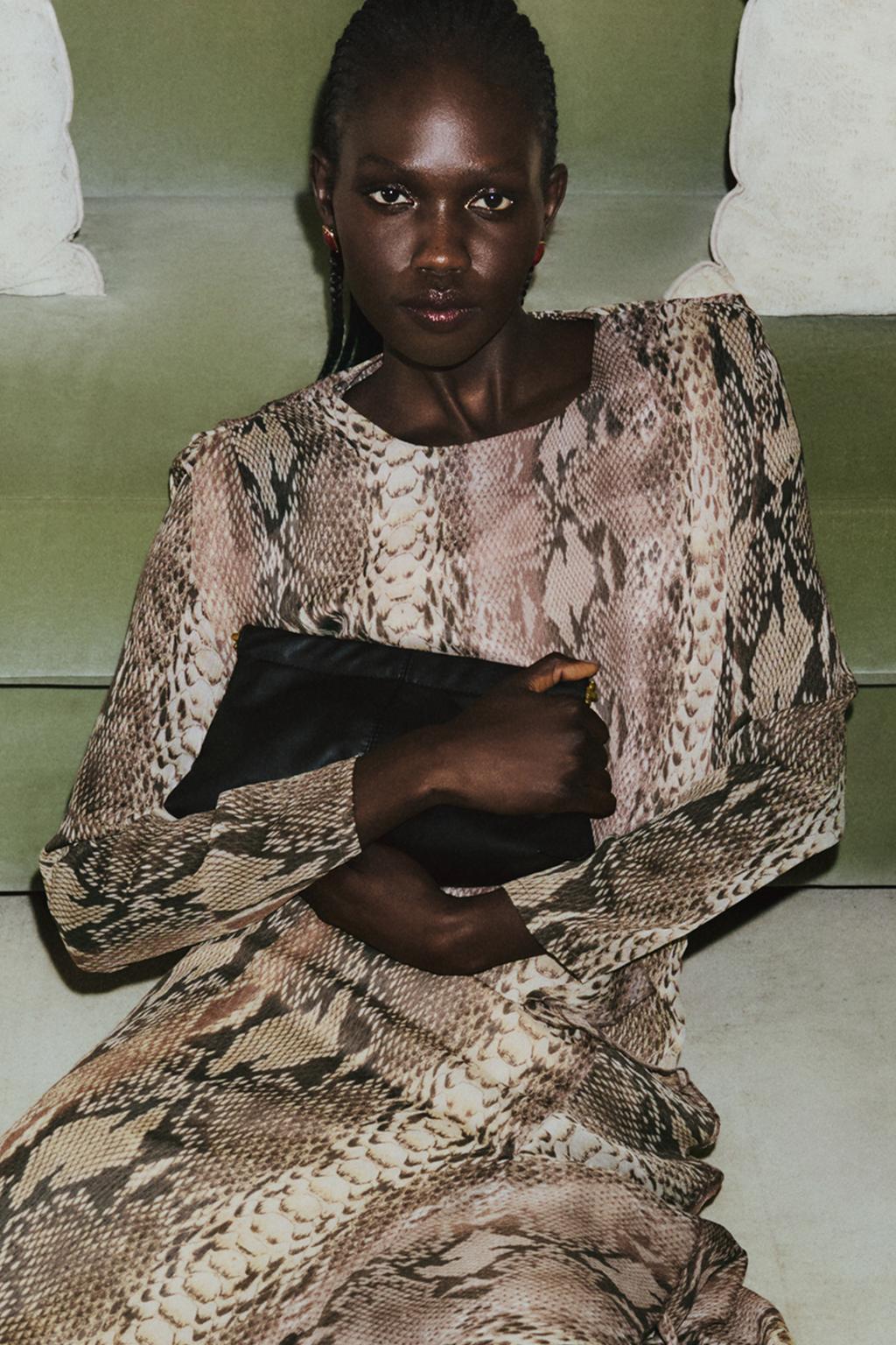 Blusa pliegues estampada