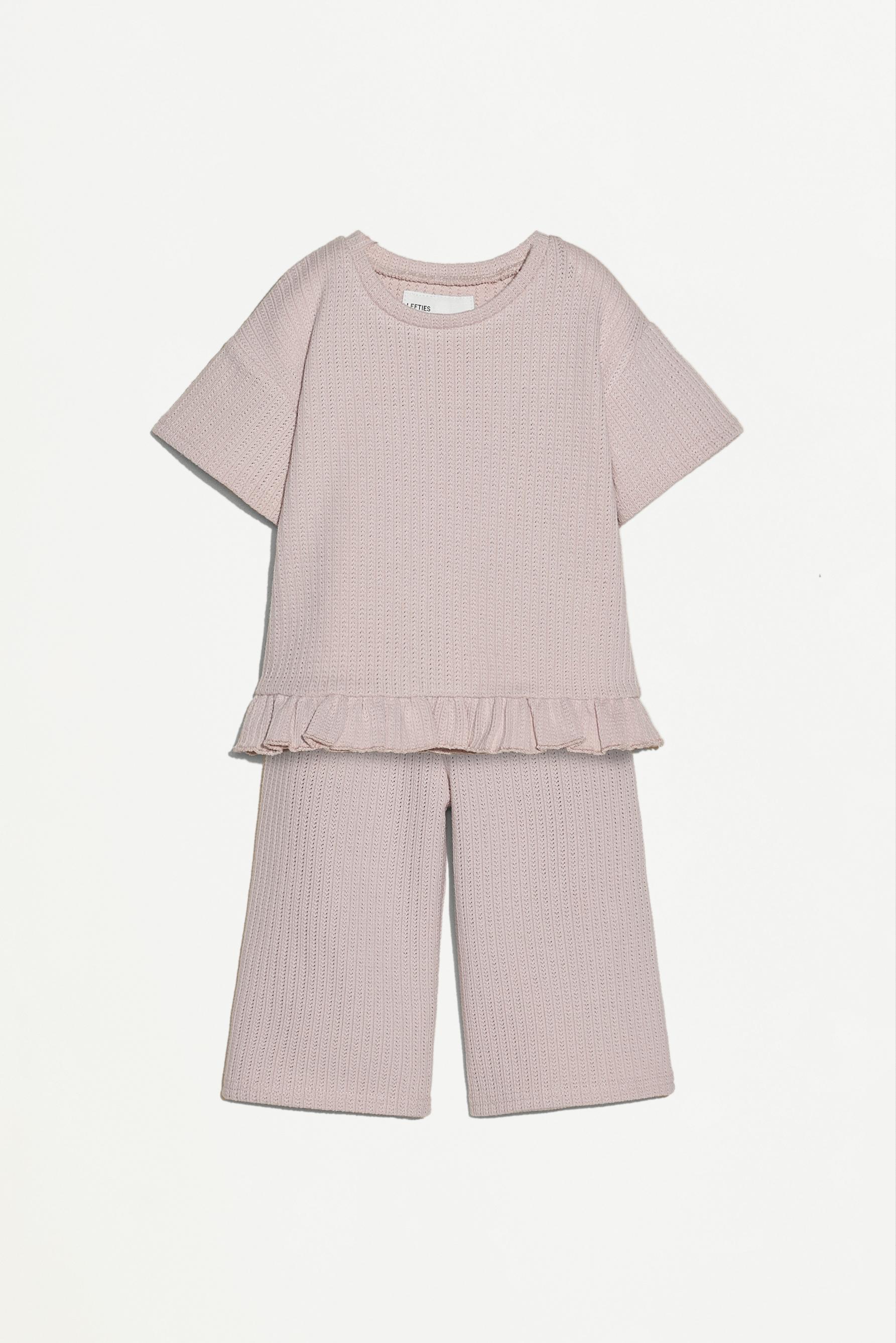 Set camiseta y pantalón punto