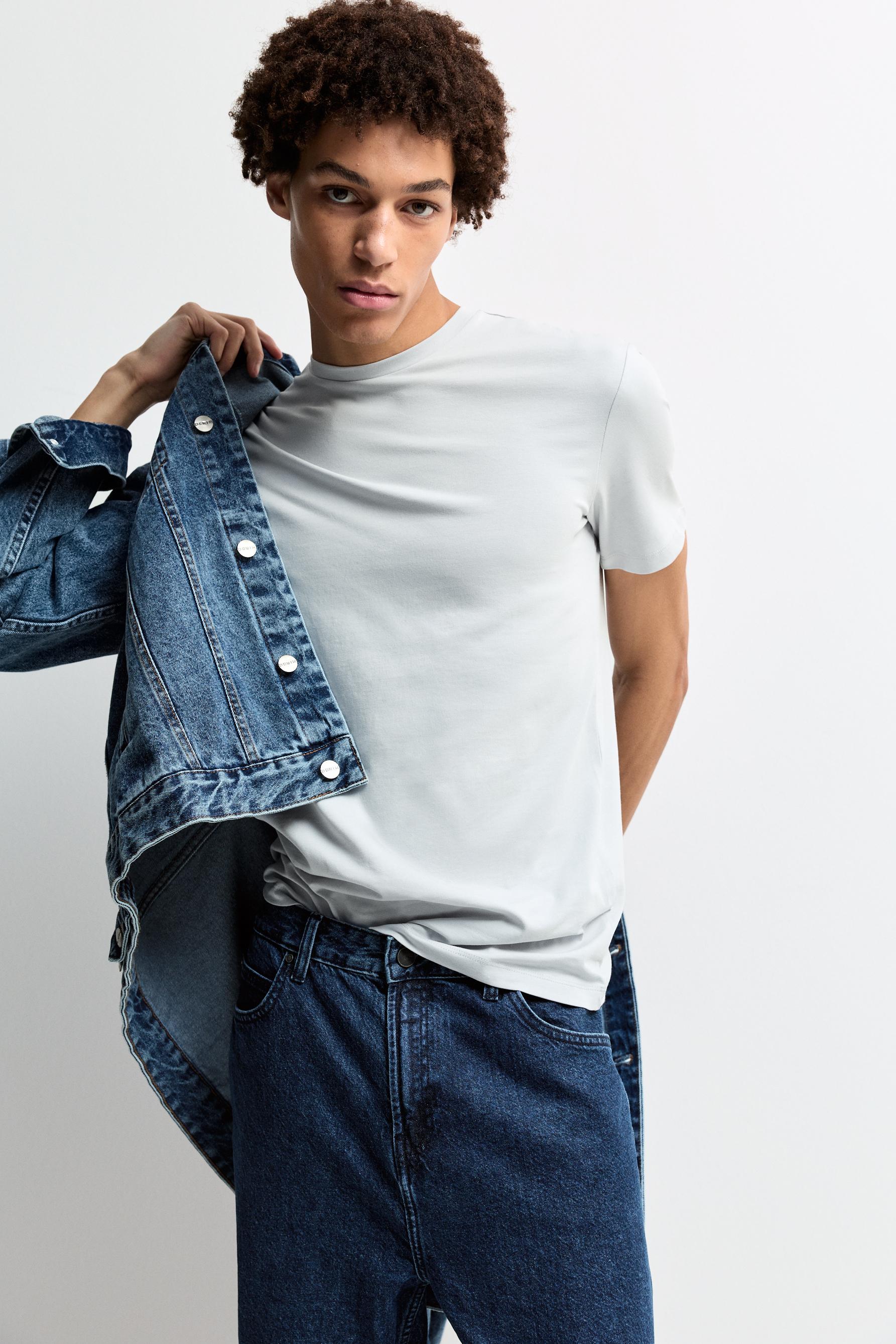 Soft slim fit T-shirt — PALE BLUE
