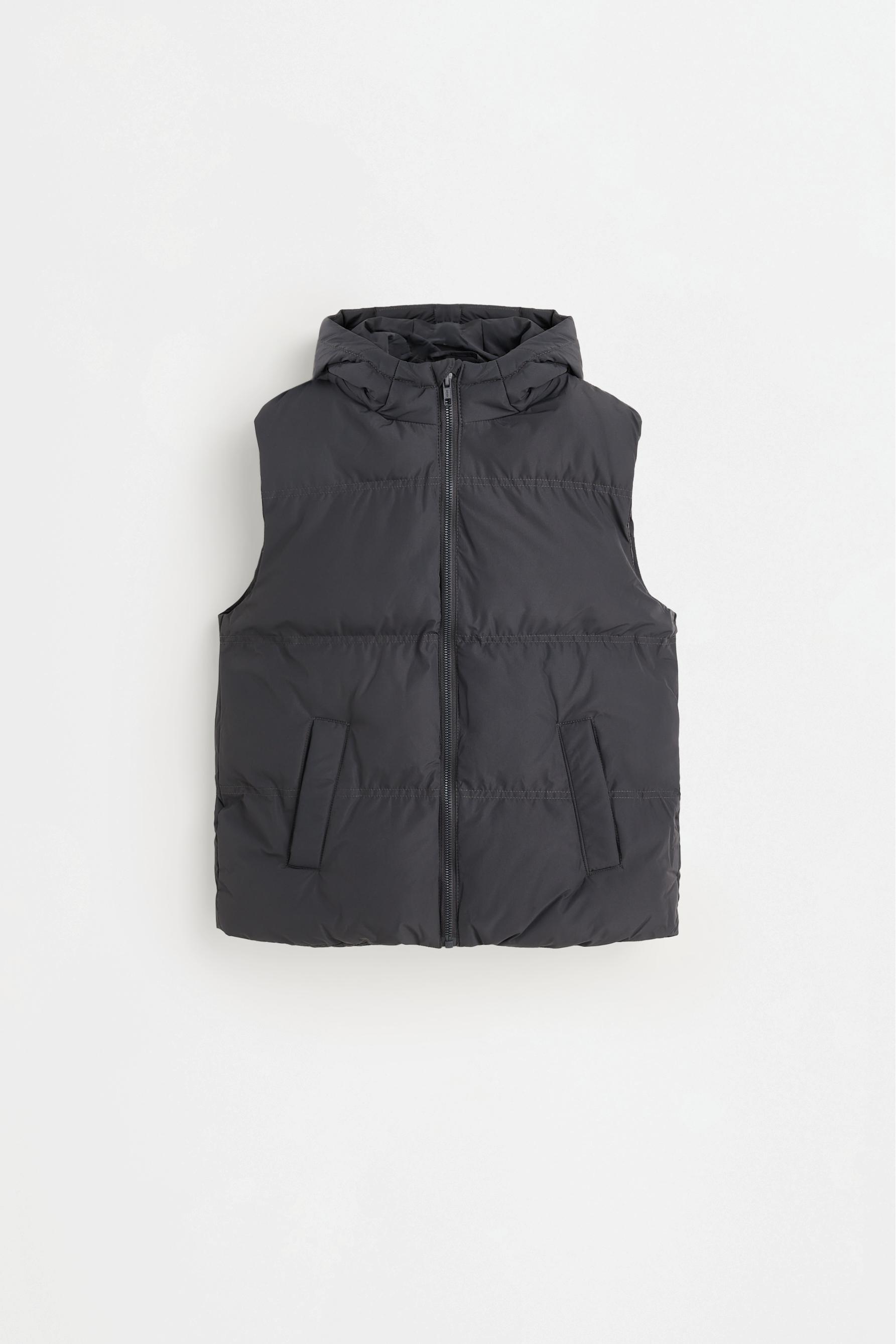 Quilted hooded gilet — LEAD