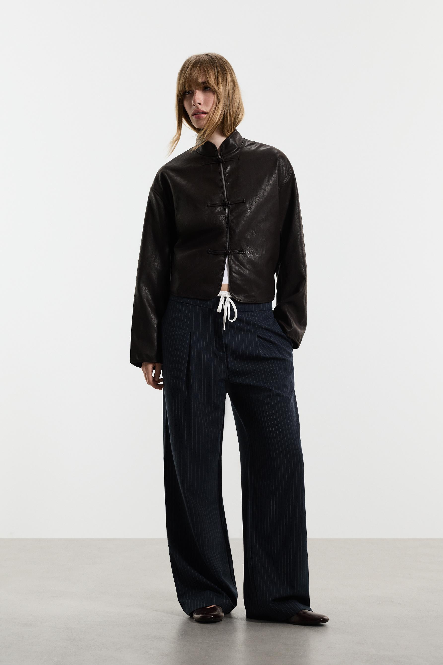 Striped contrast waistband trousers — NAVY