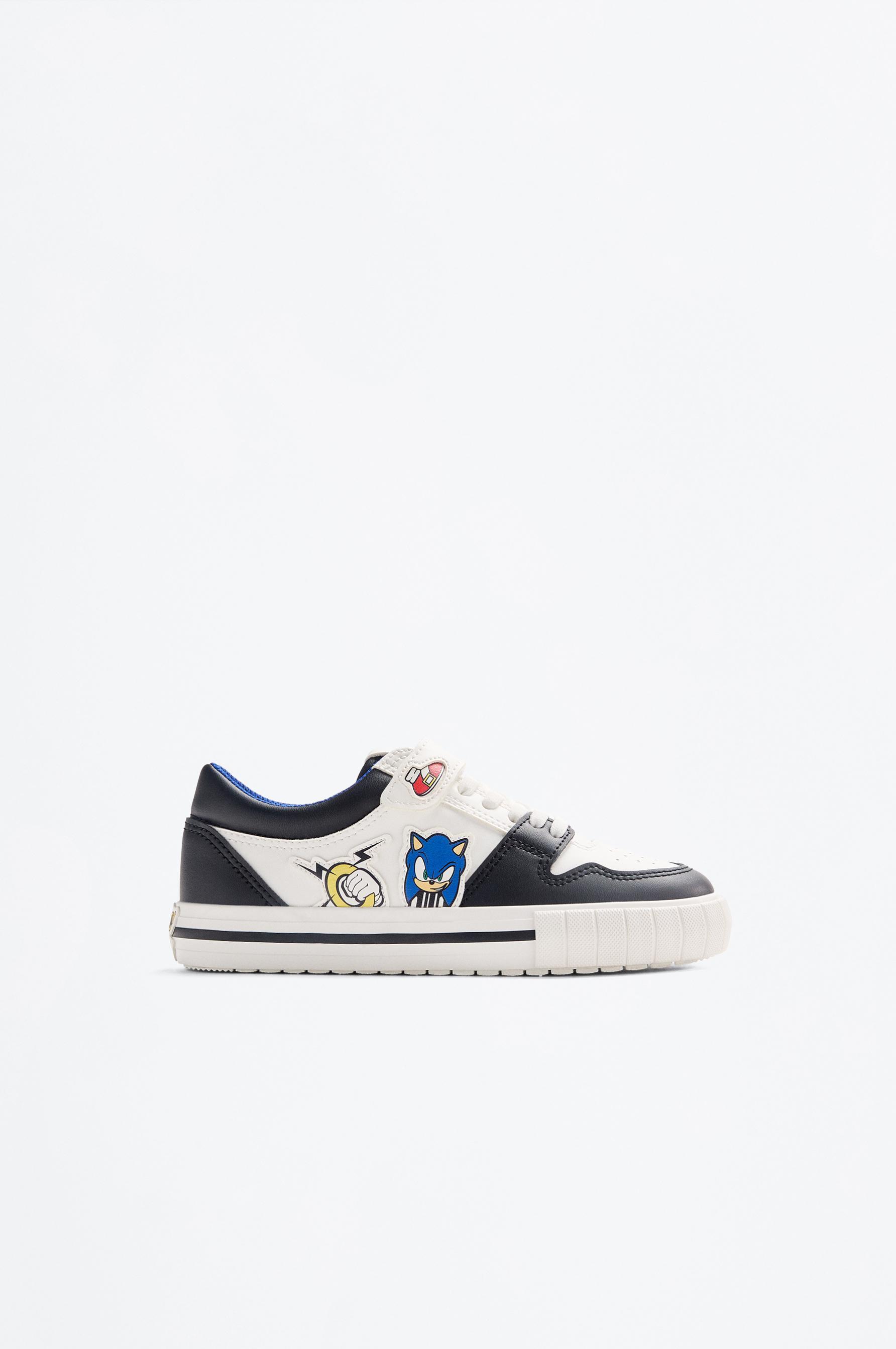 Sonic™ | Sega patch sneakers with thin sole — WHITE
