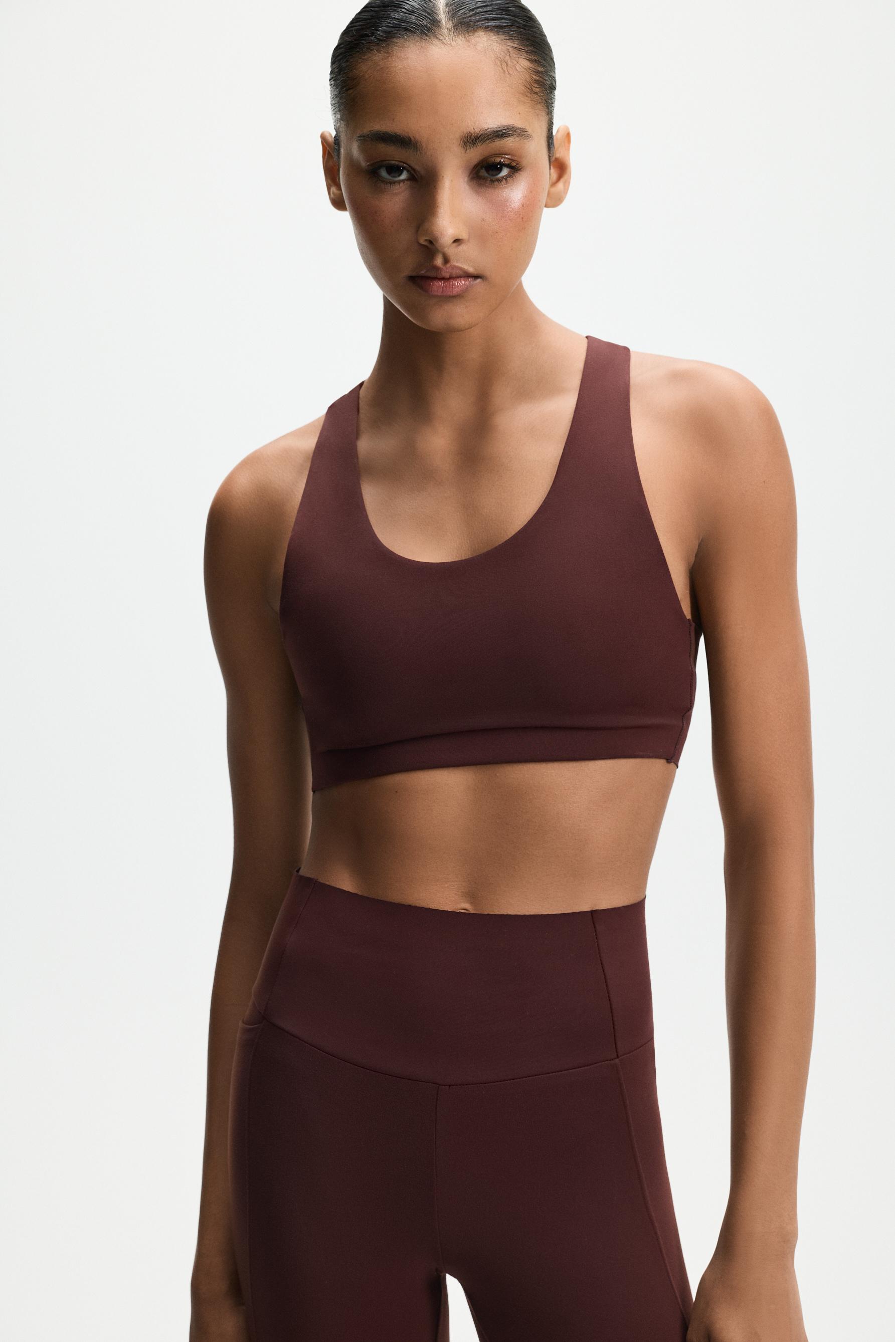 Shape-effect sports top — WINE