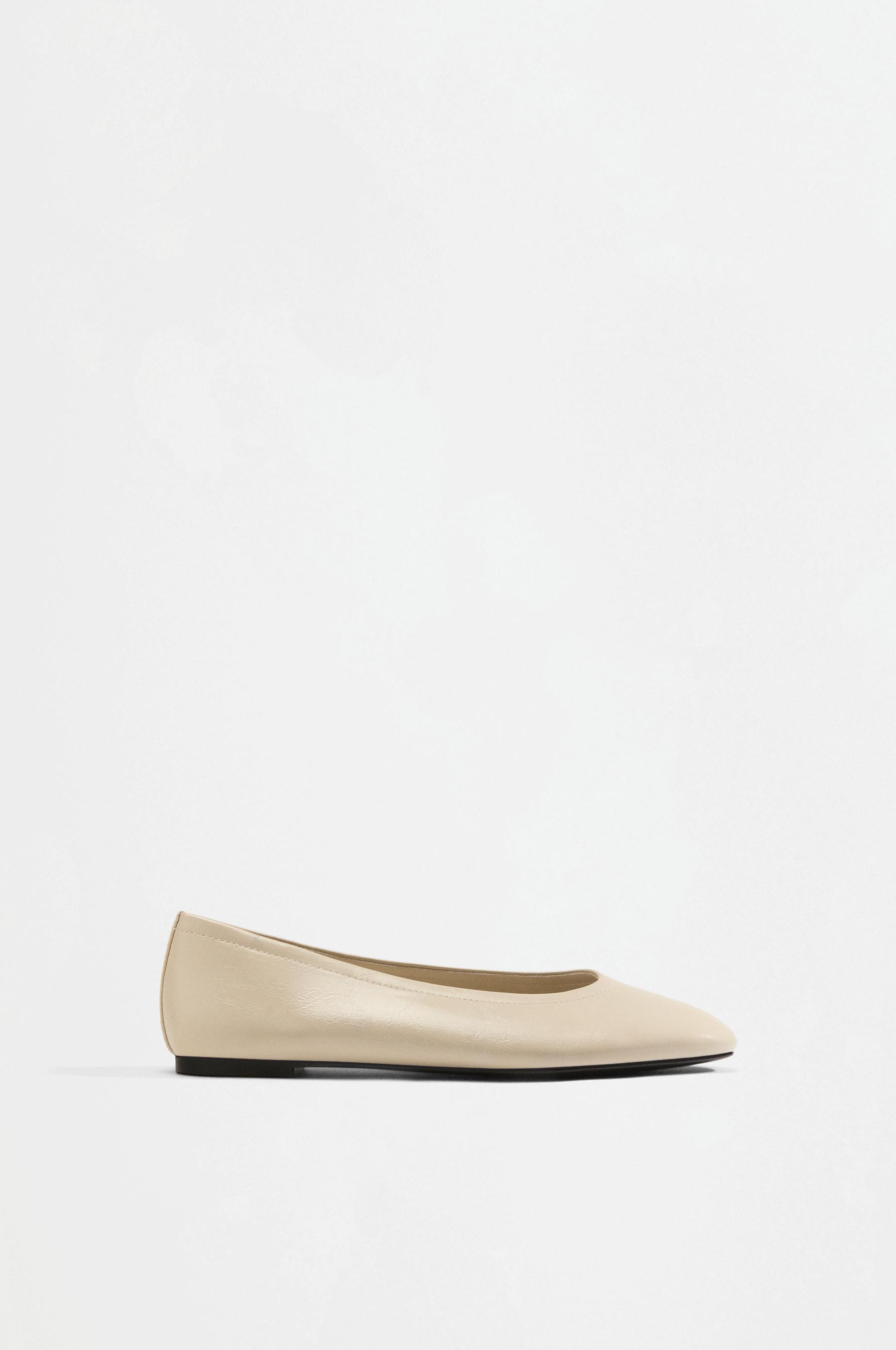 Minimalist ballet flats — ECRU