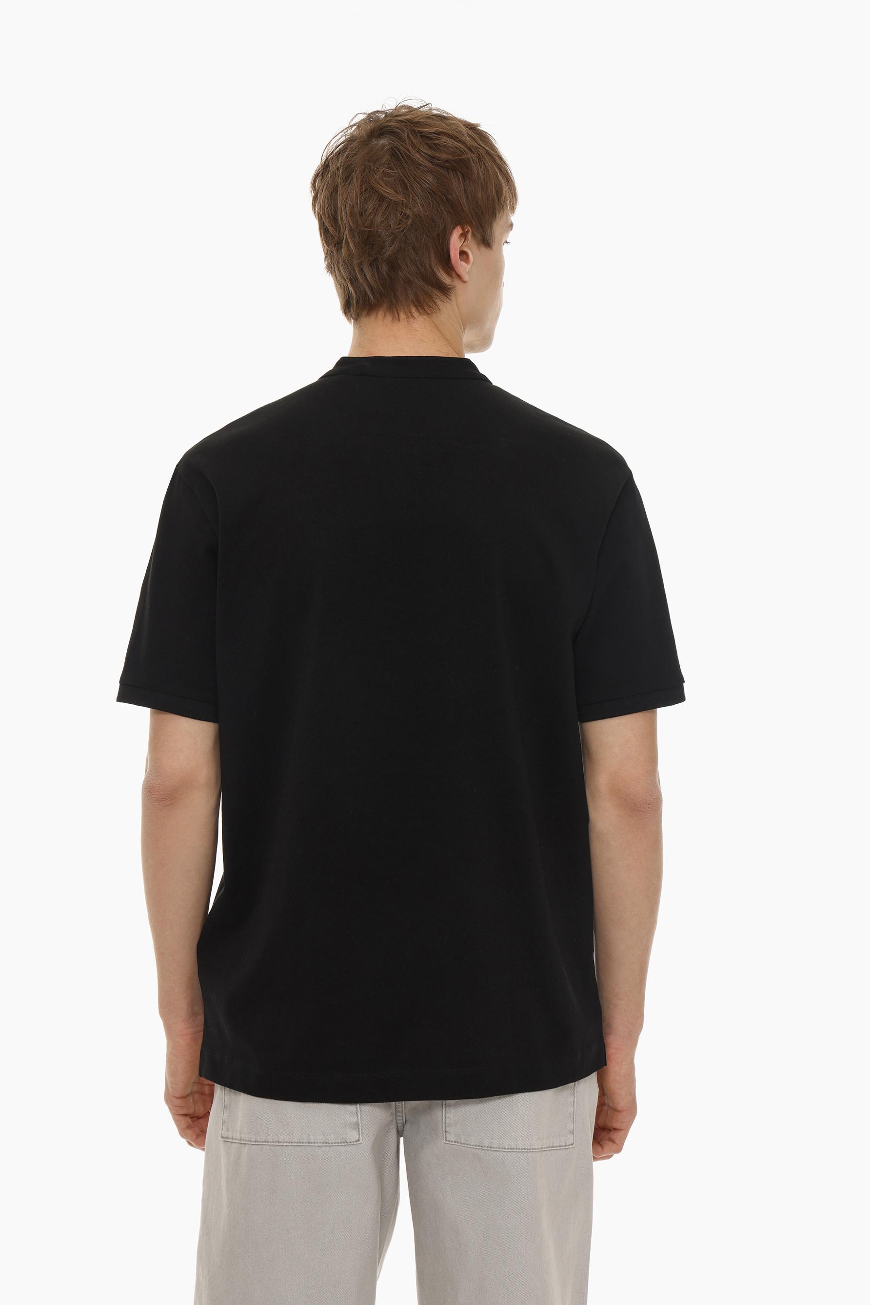 Basic stand collar polo shirt — BLACK