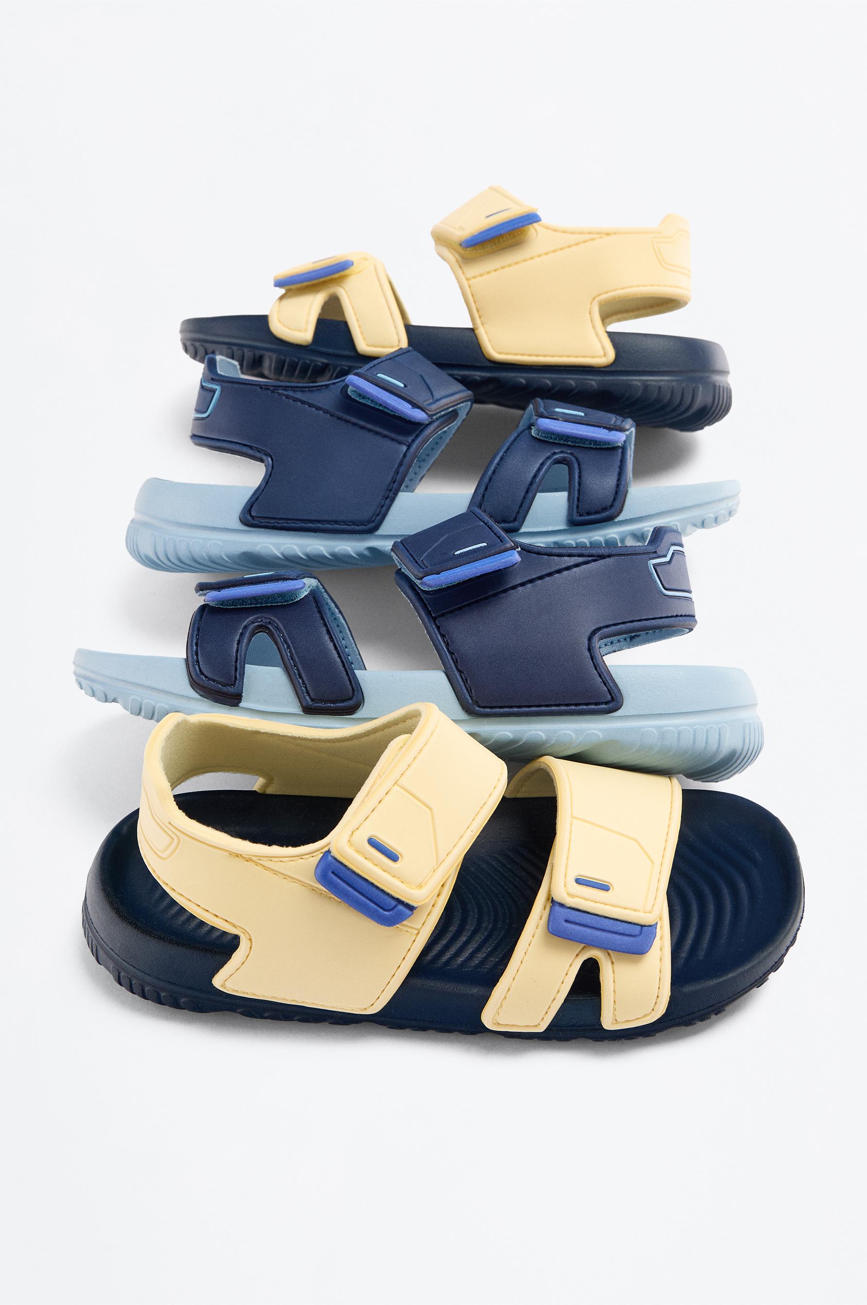 Kids' bath sandals — YELLOW