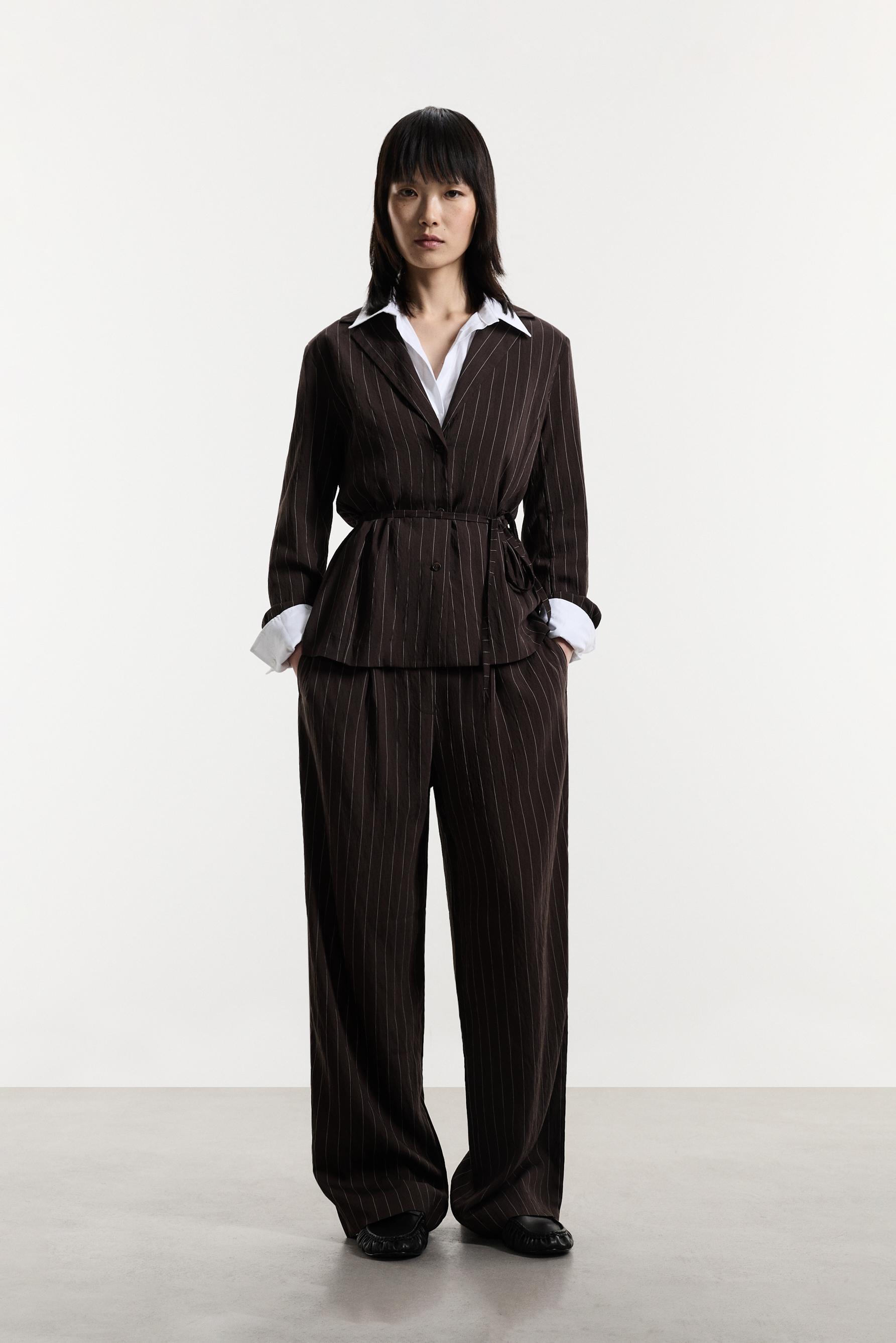 Flowing trousers — DARK BROWN
