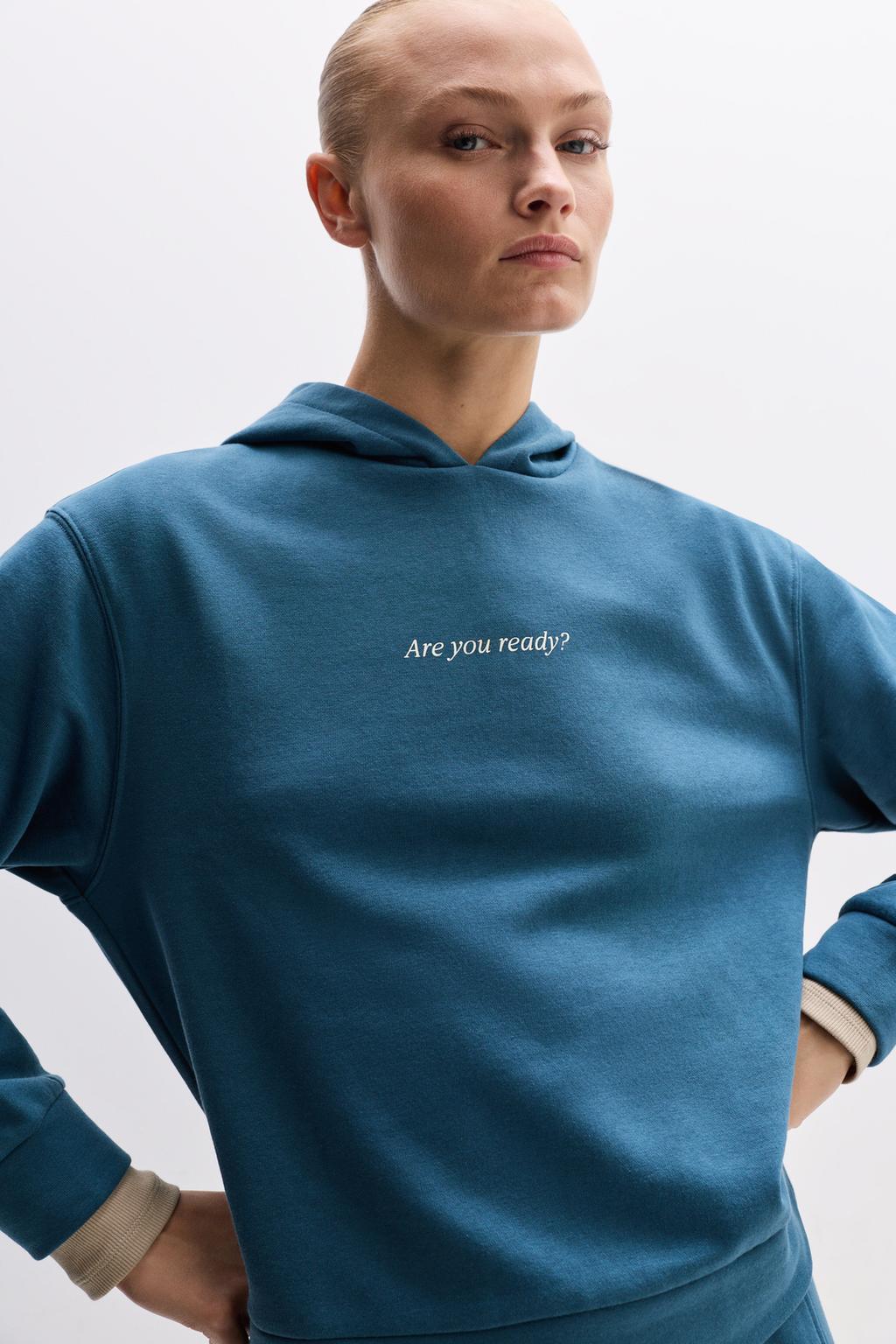 Sudadera deportiva estampada