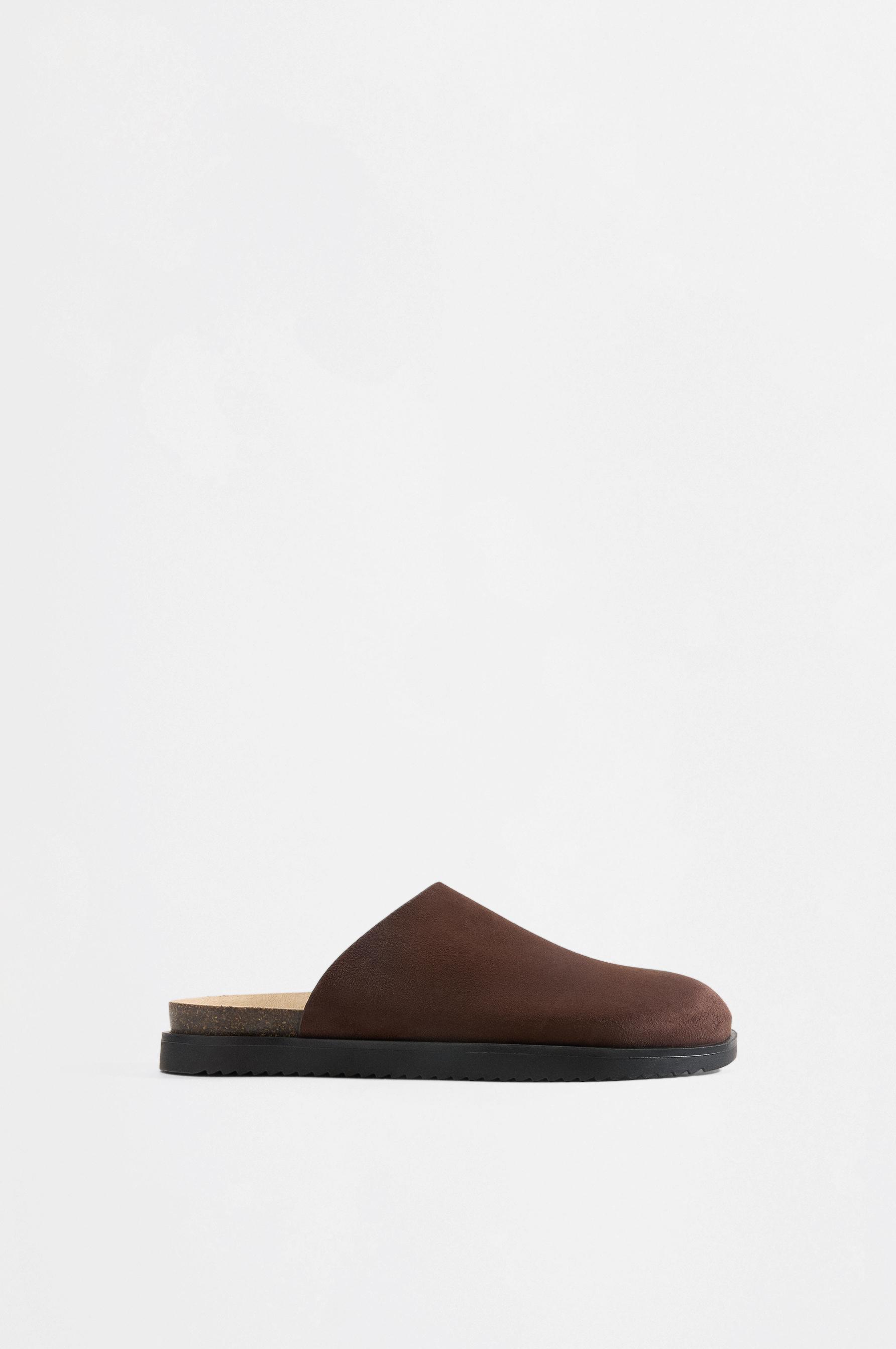 Dress clogs — BROWN