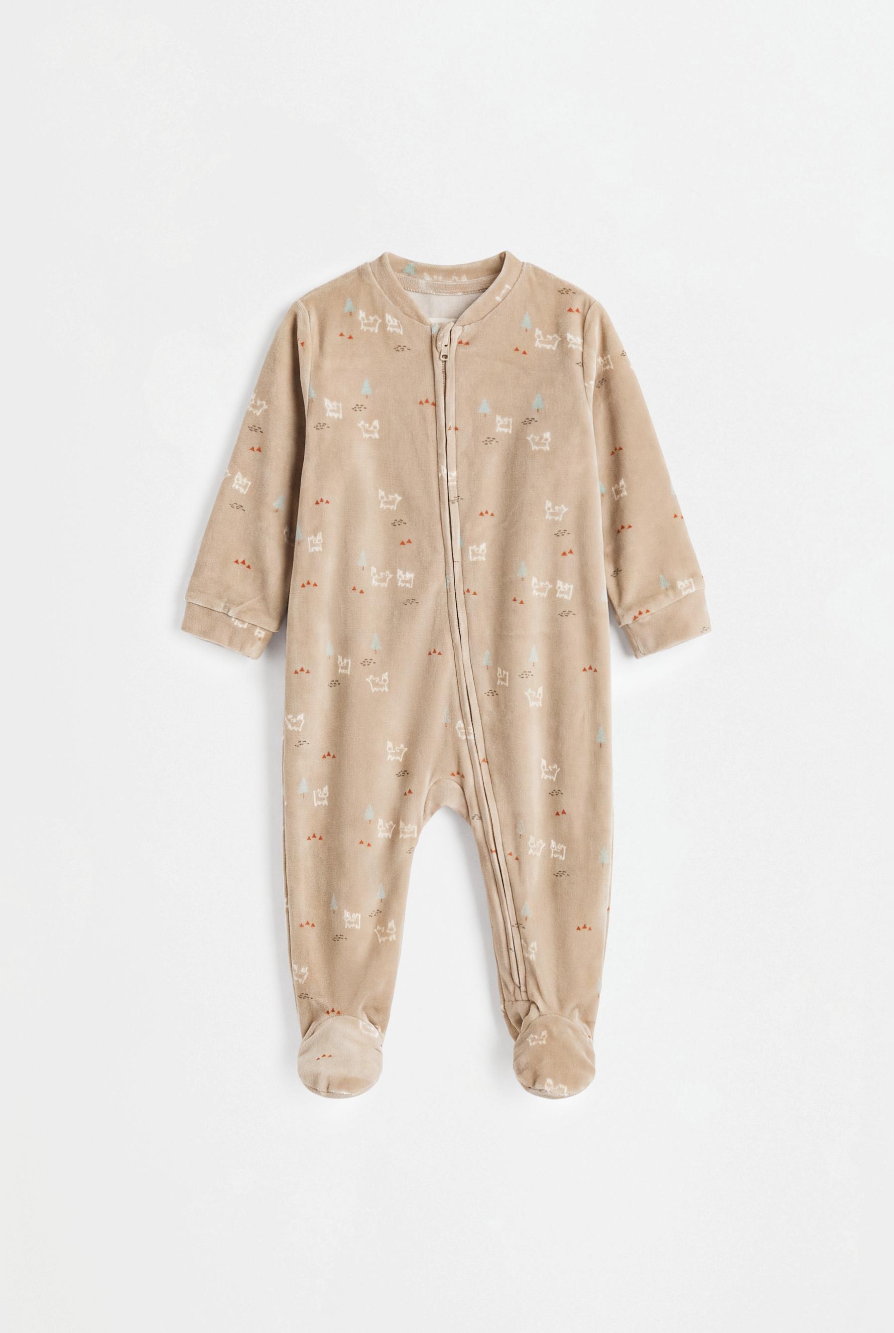 Pijama aterciopelado estampado entero