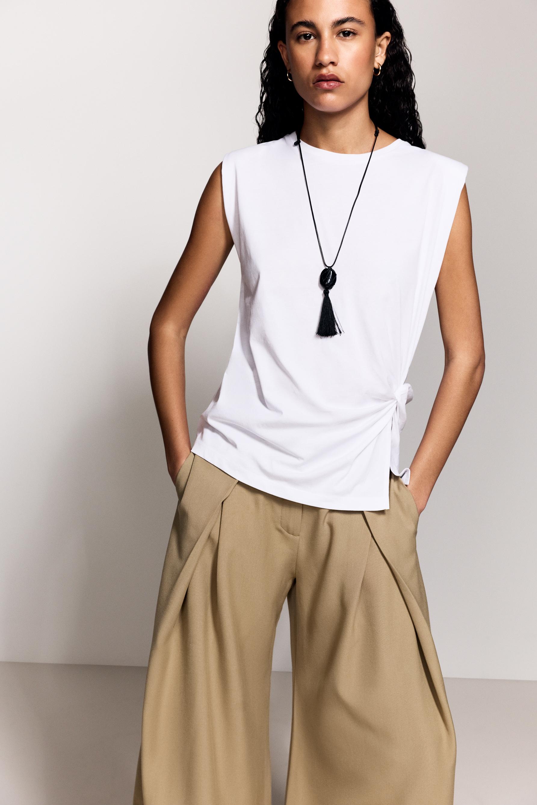 Knotted T-shirt — WHITE