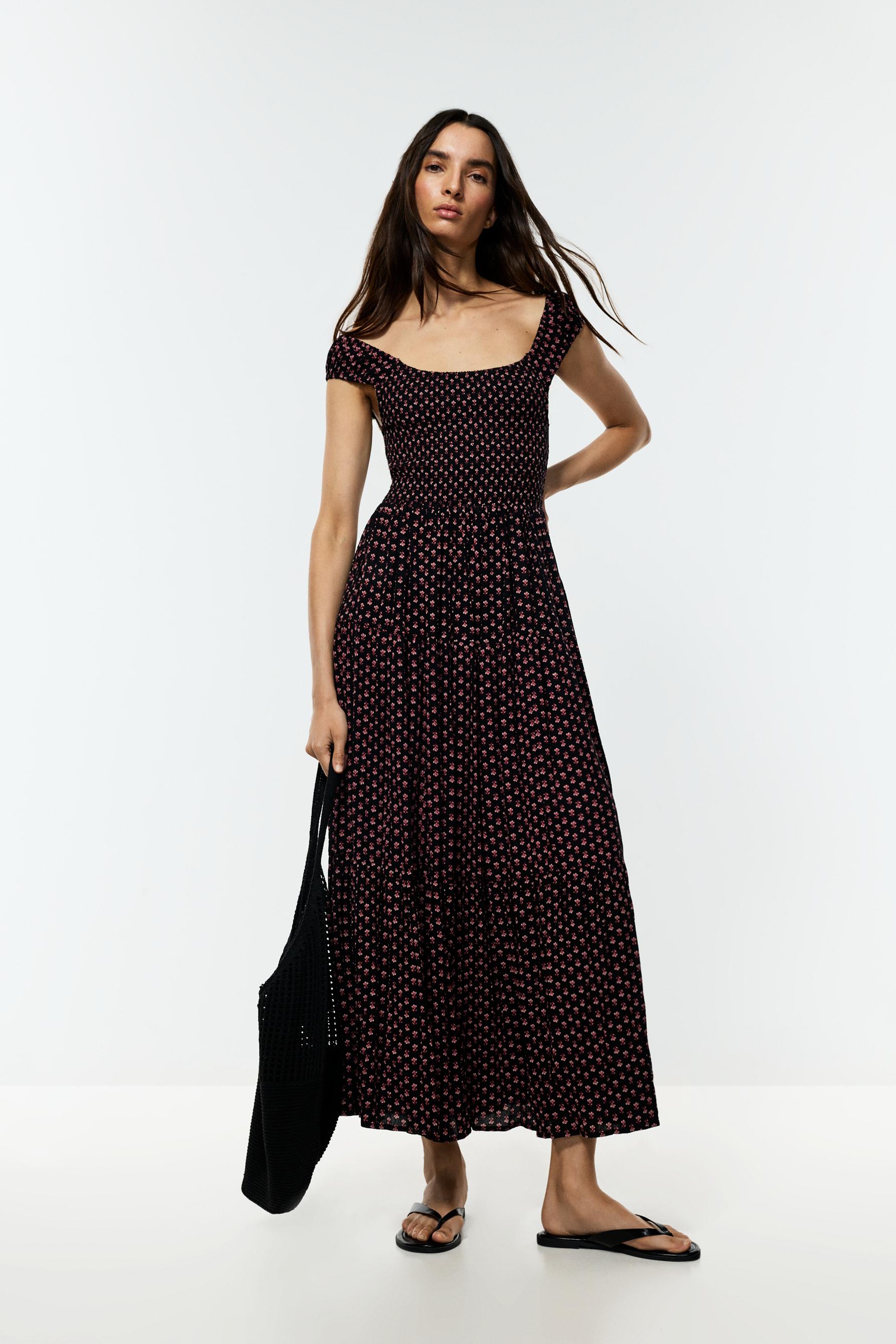Smocked midi dress — RED/BLACK