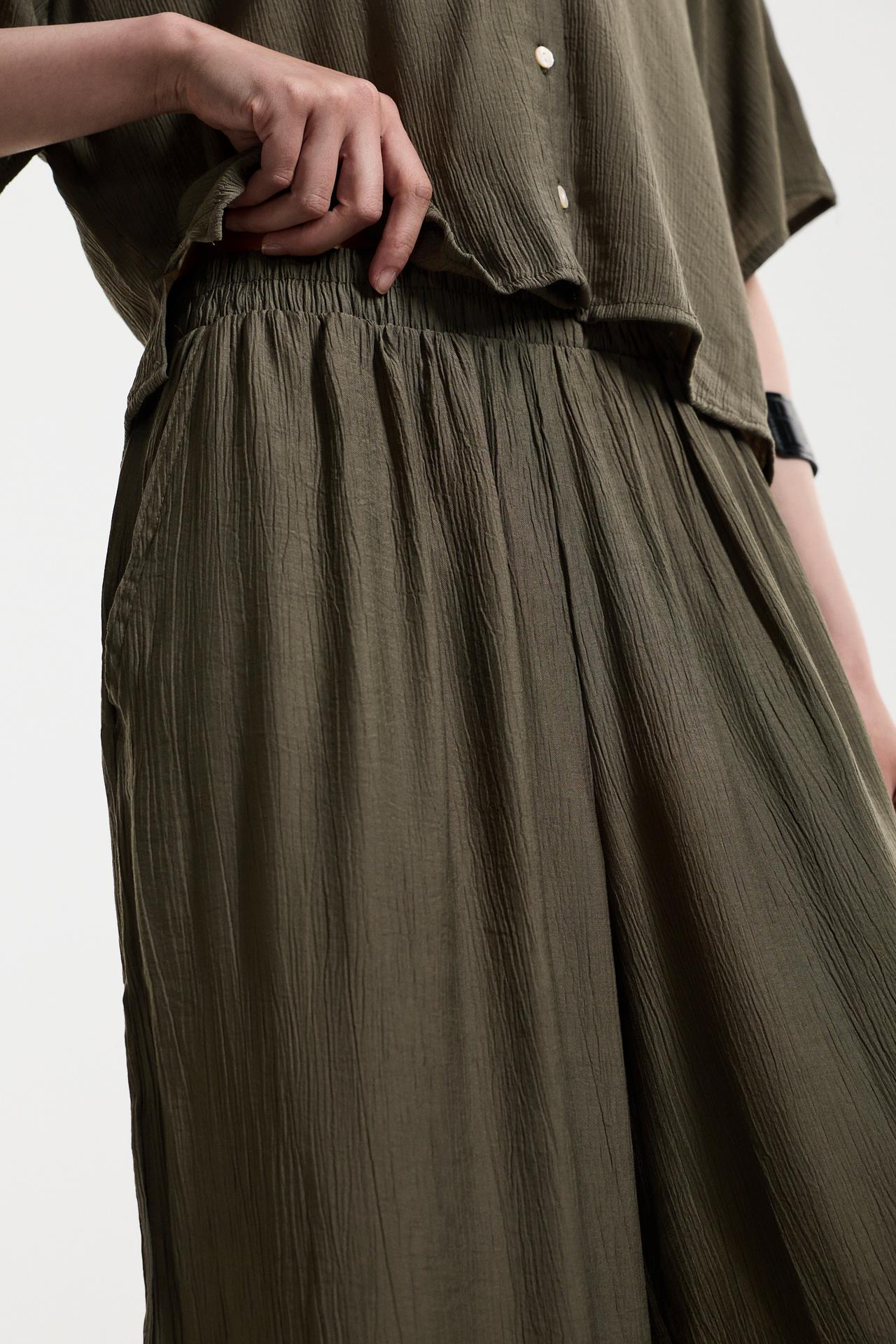 Textured culottes — DARK KHAKI