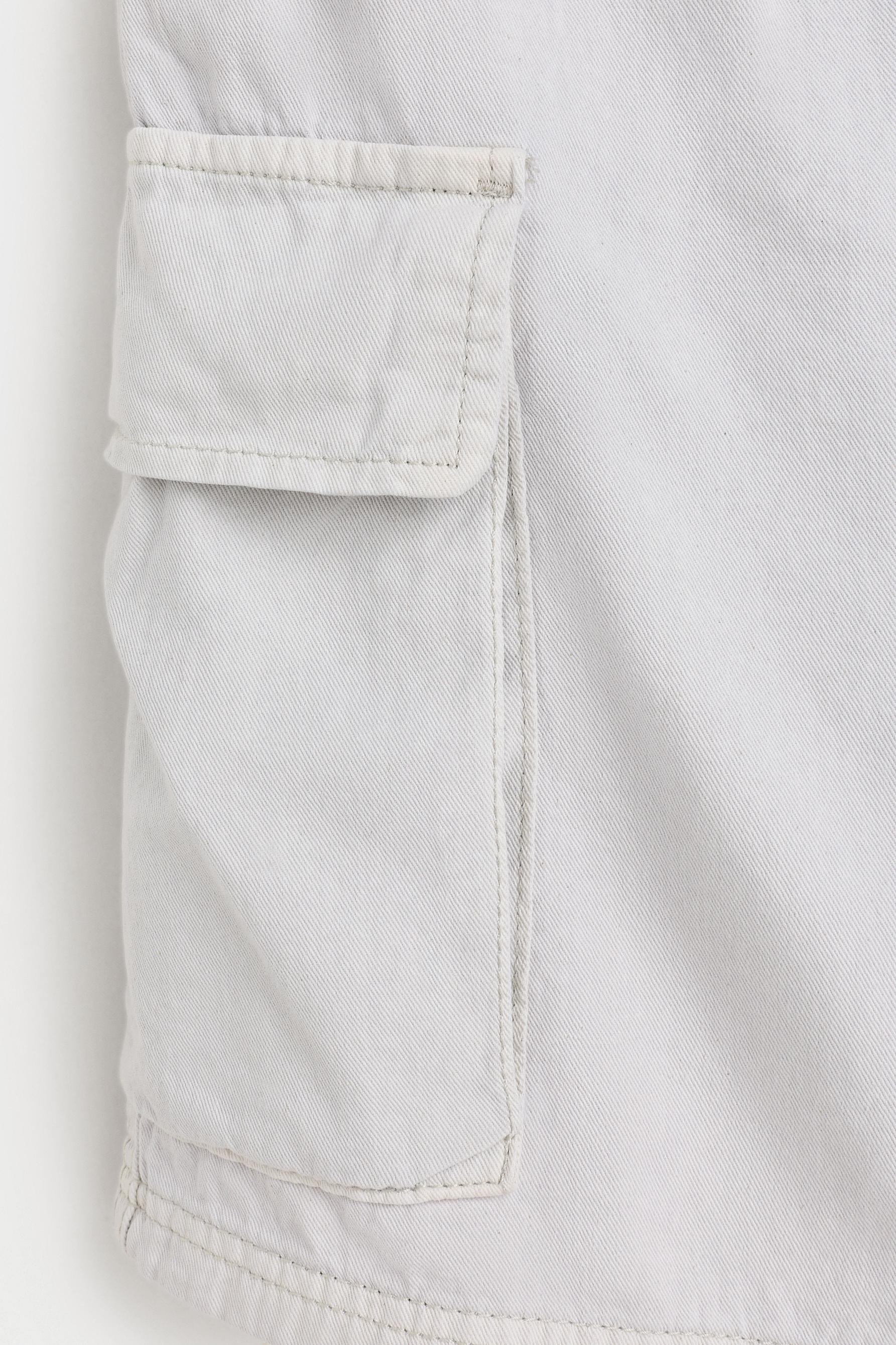 Cargo denim jogger Bermuda shorts — PALE GREY