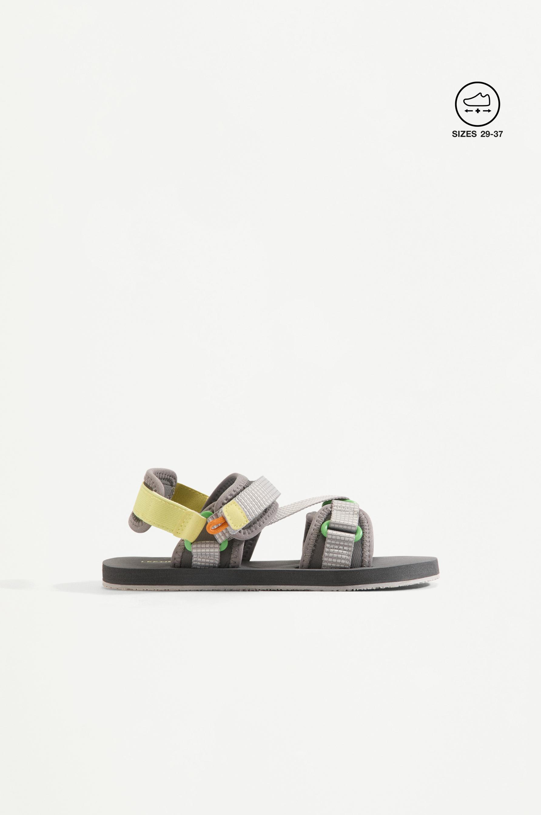 SPORT SANDAL — GREY