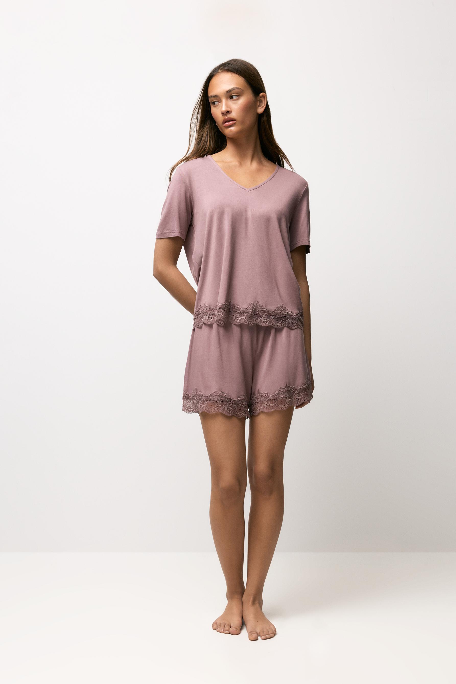 Short pyjamas with lace — DARK MULBERRY
