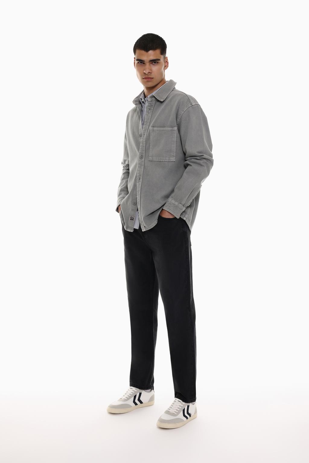 Basic relaxed fit jeans