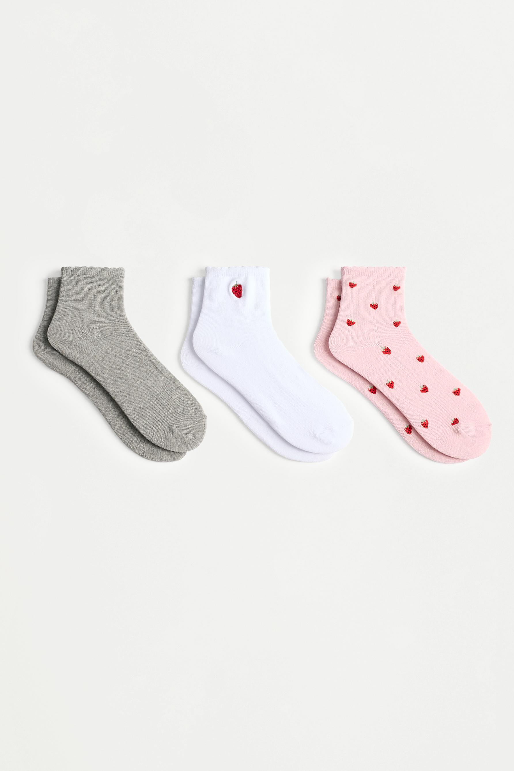 3-Pack Strawberry Embellished Short Socks — PINKISH WHITE
