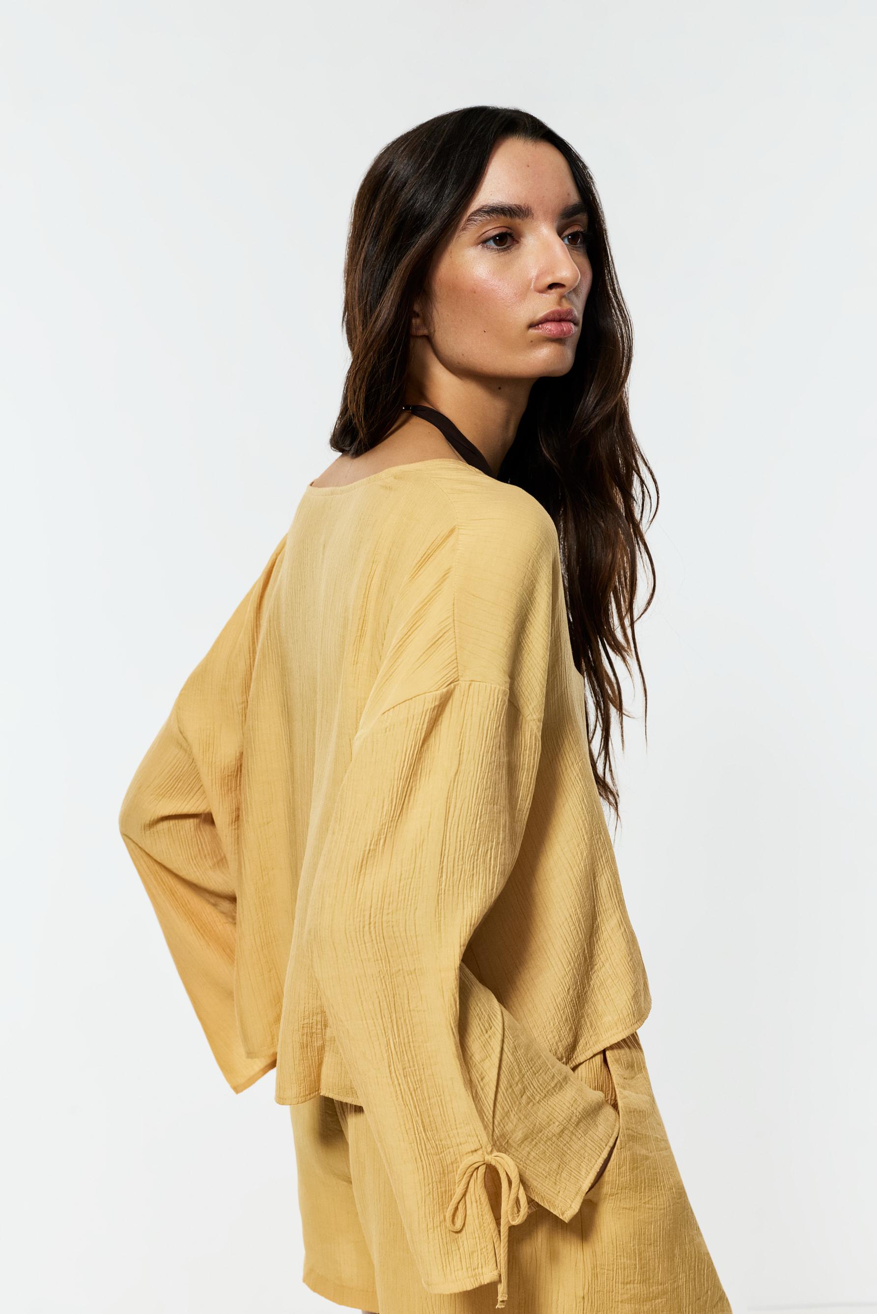 Textured tie-front shirt — YELLOW