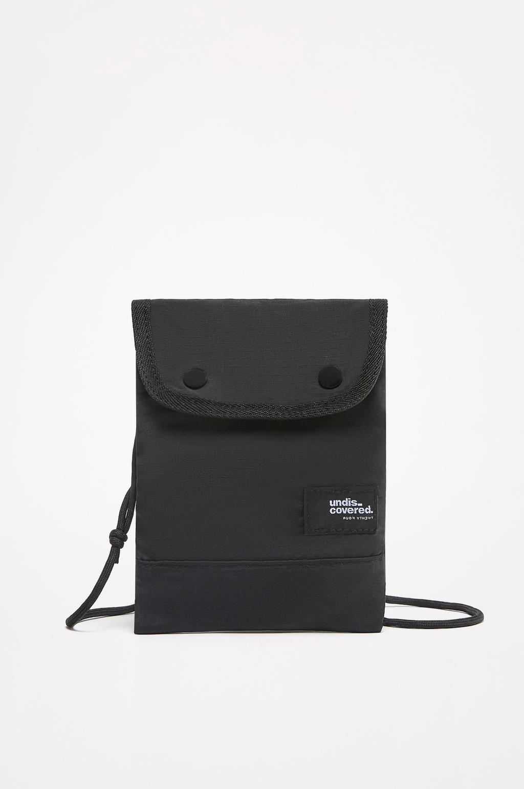 Undiscovered crossbody bag with buttons