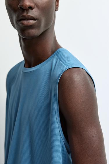 Sleeveless sports T-shirt — PALE BLUE 3
