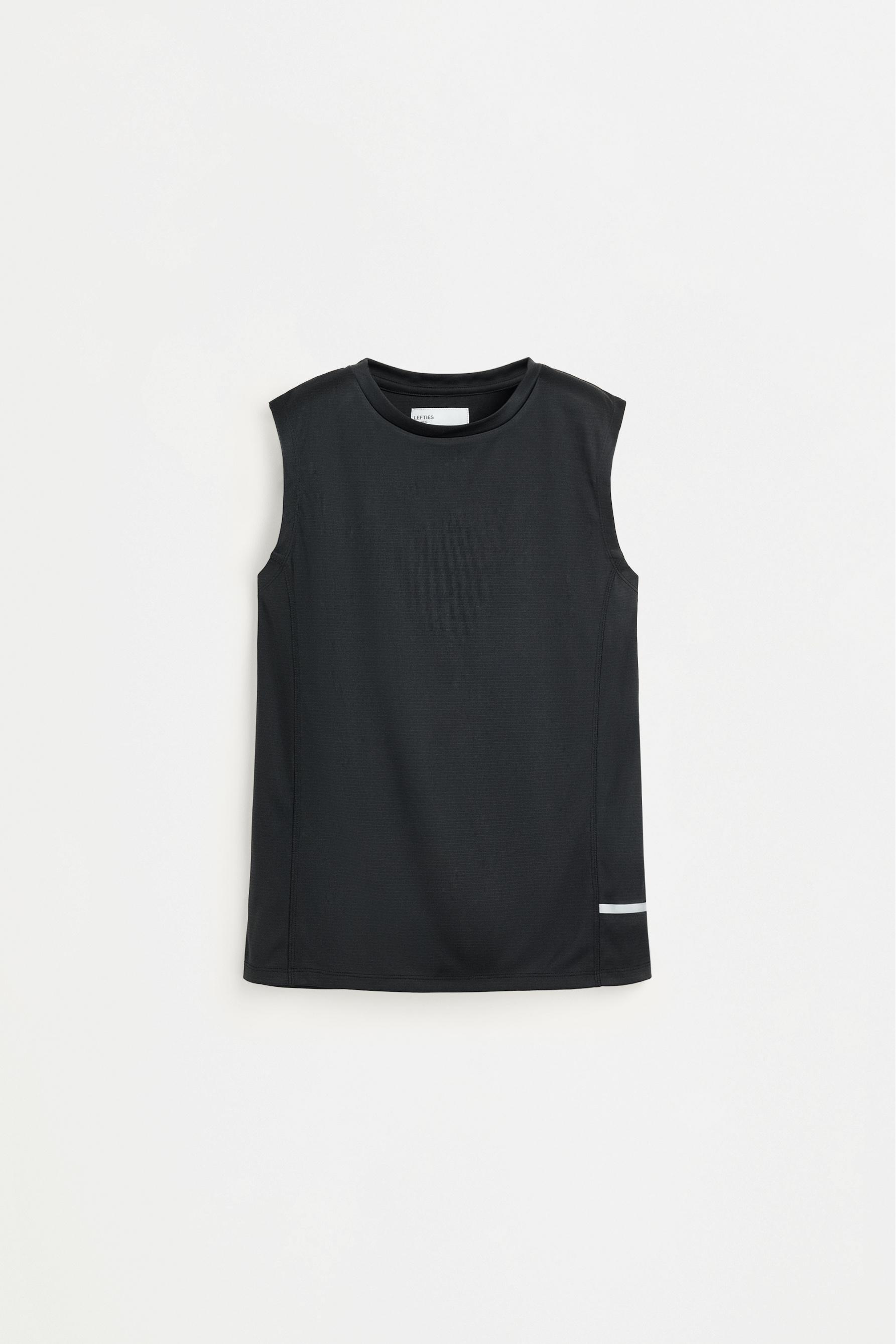 Sleeveless sports co-ord with Bermuda shorts — BLACK
