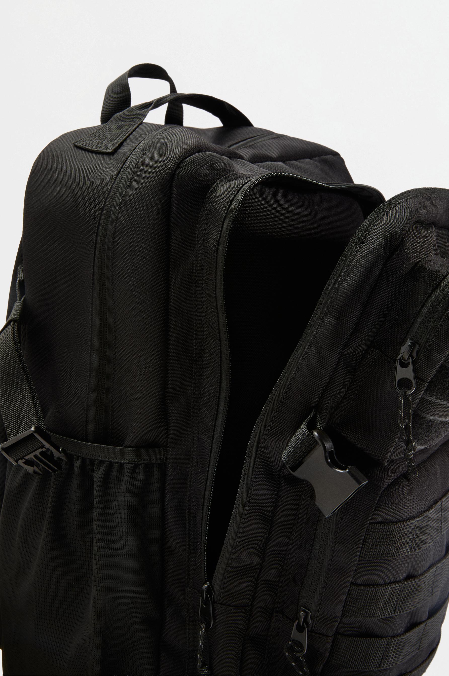 Cross training backpack — BLACK