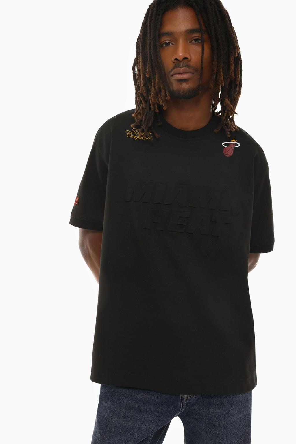 Heavy Miami Heat NBA T-shirt with raised details