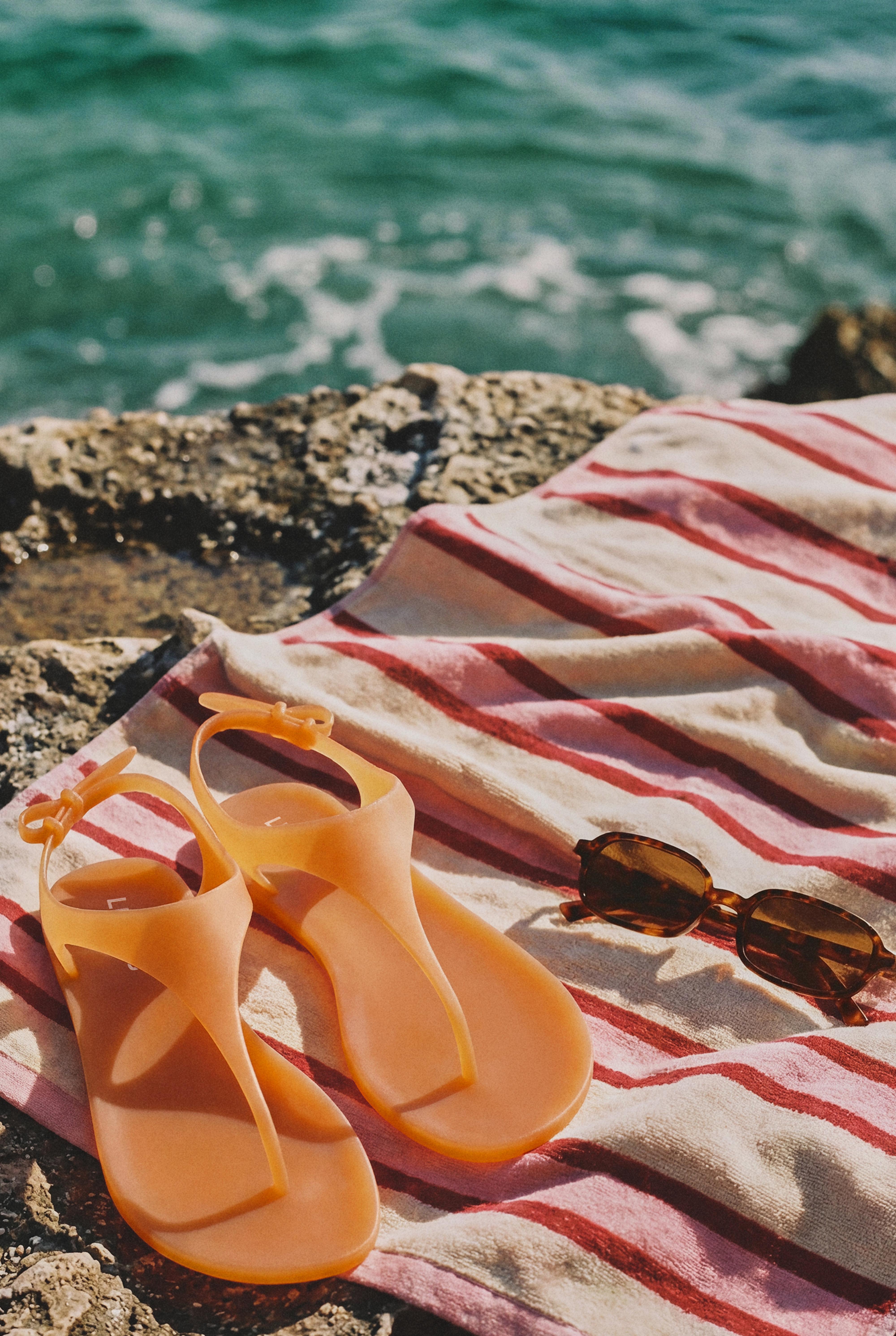 Strap pool slides — BURNT ORANGE