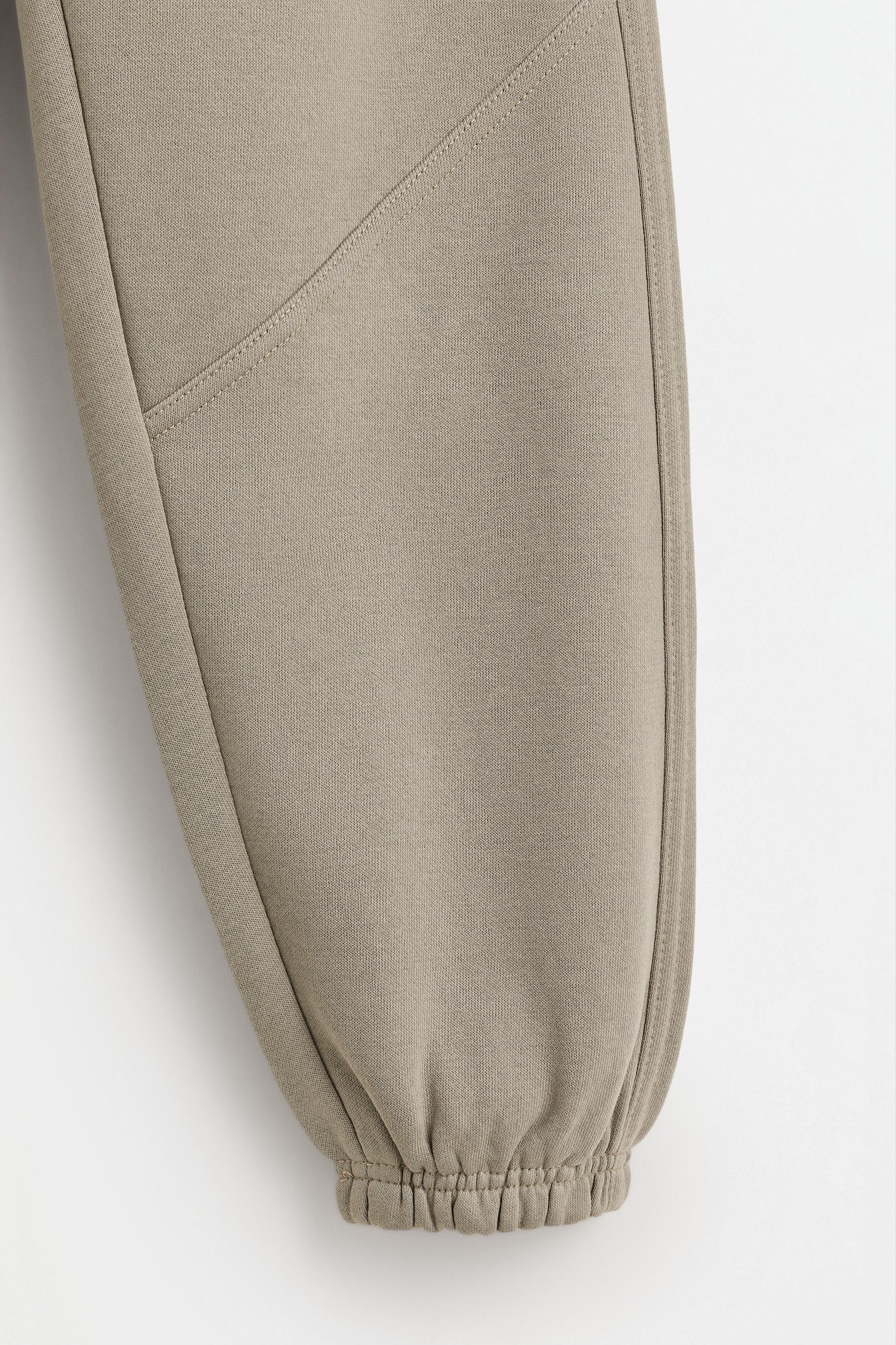 Plush trousers with knee stitching — PALE KHAKI