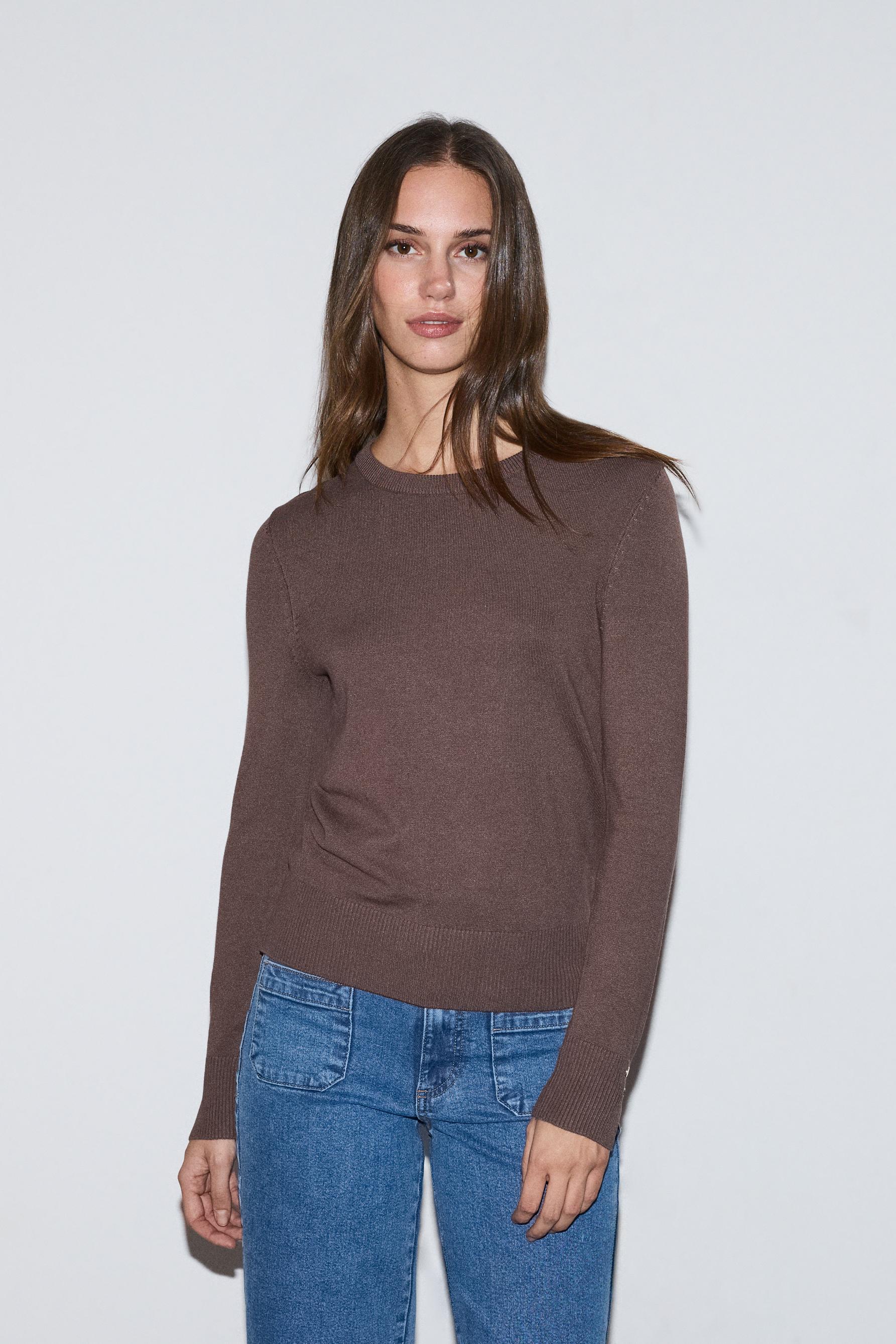 Jersey cuello redondo botones