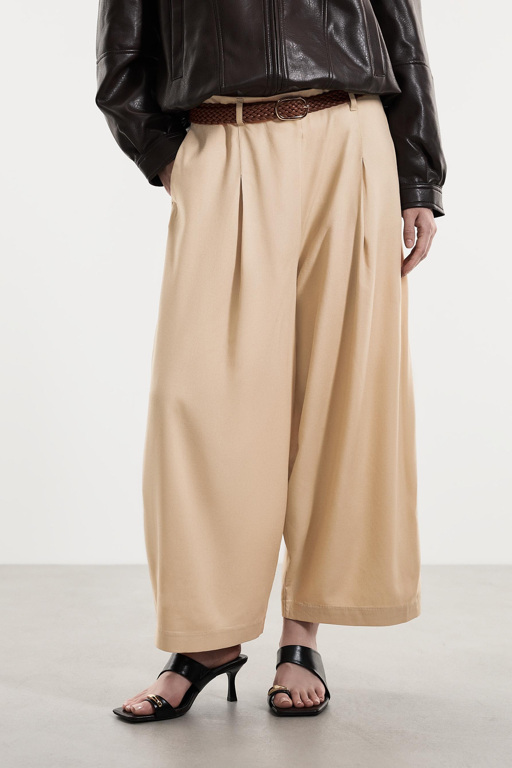 Barrel trousers with belt — CAMEL